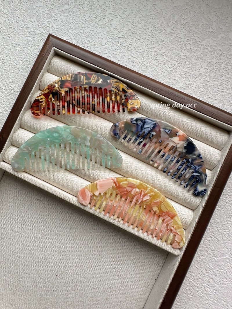 現貨｜韓國復古大理石醋酸隨身半月梳