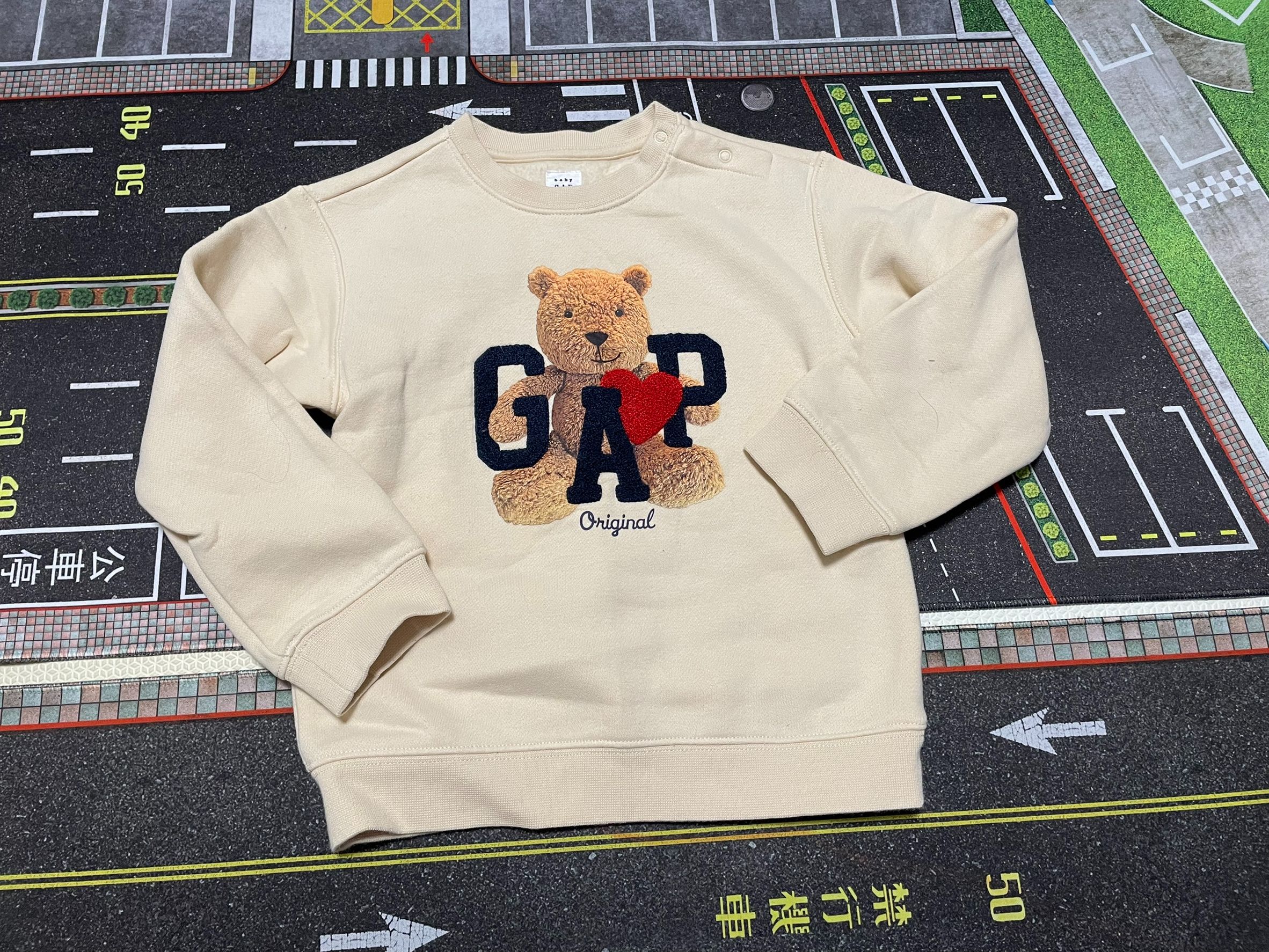 GAP熊刷毛T （2-3T）