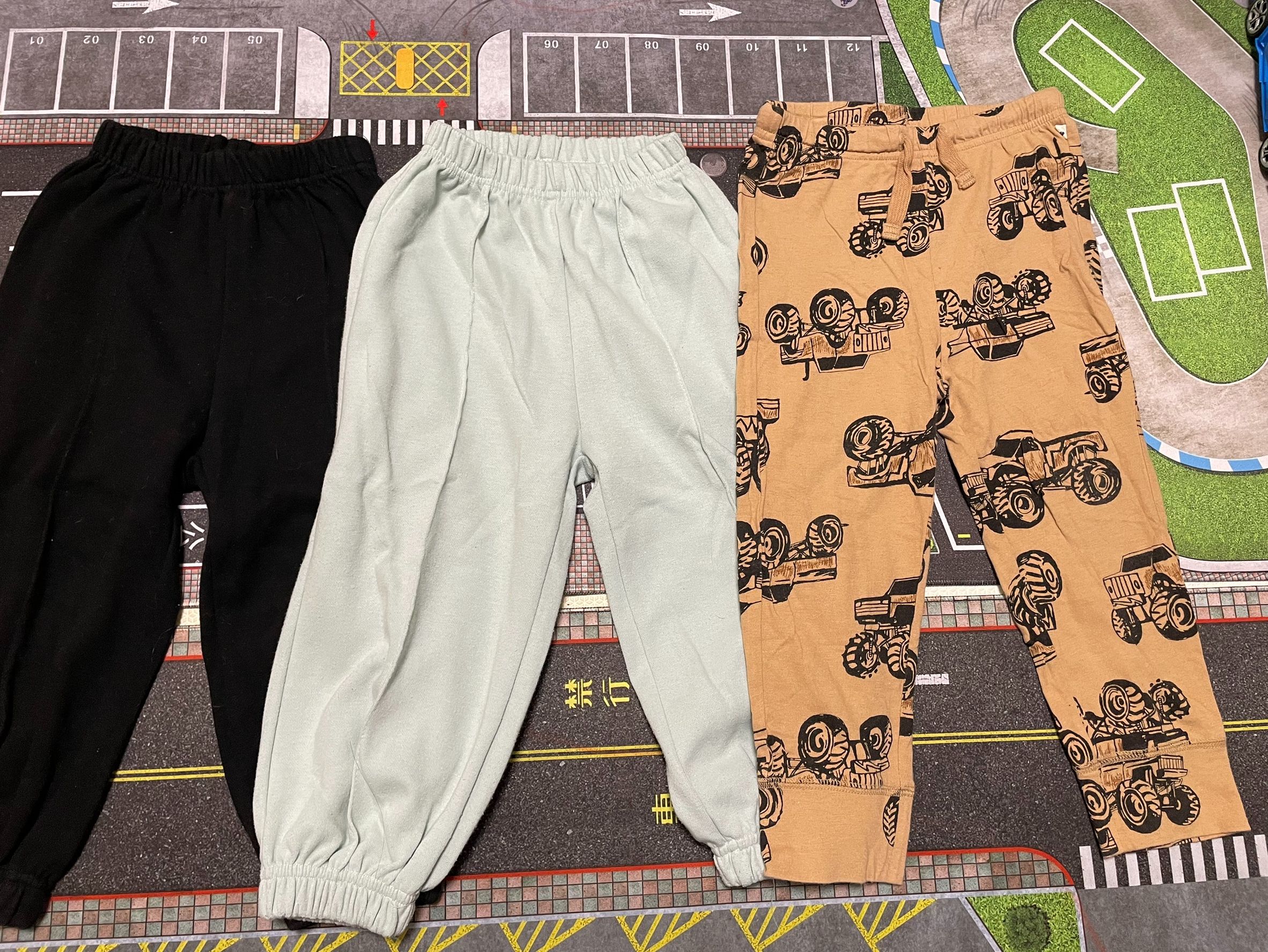 d-saint魚骨縮口運動褲（size:7 大約105cm）+GAP長褲（3 years）