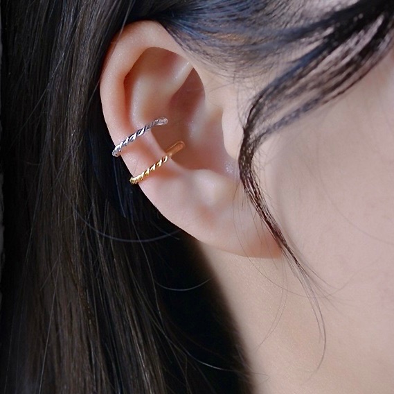 S925純銀｜細麻花捲捲耳骨夾 基礎款