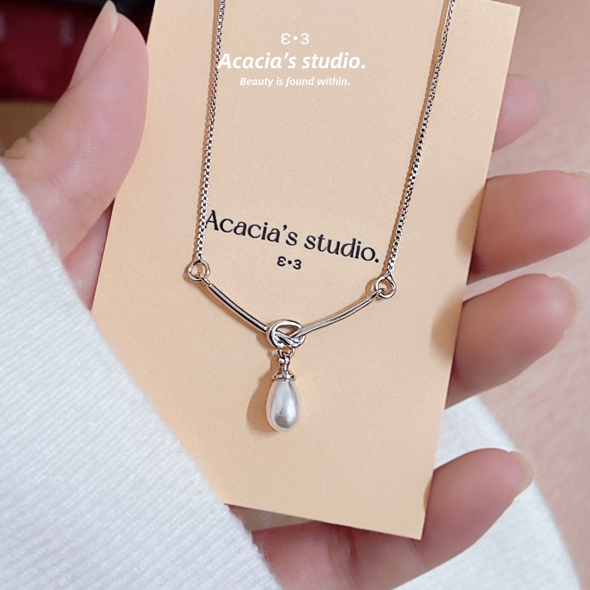 S925純銀｜扭結設計珍珠吊墜項鍊