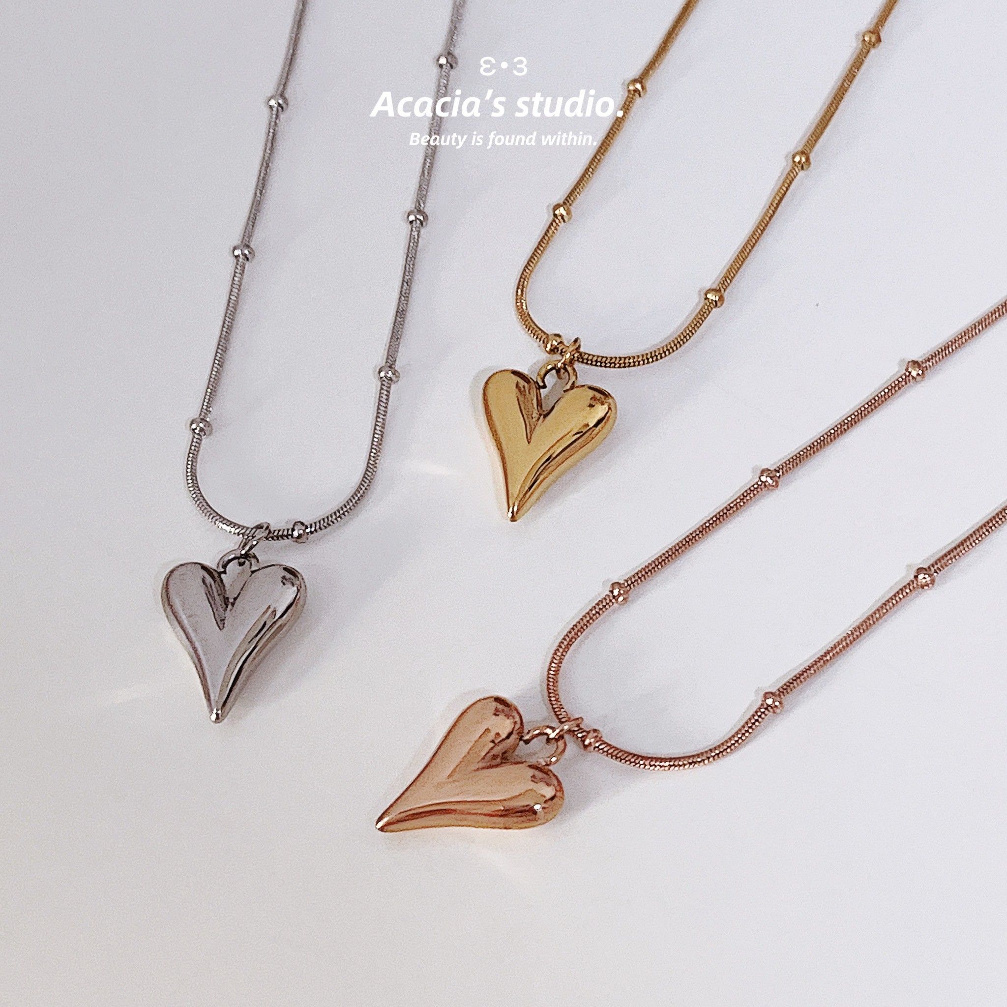 鈦鋼｜澎潤飽滿的一顆桃心❤︎項鍊