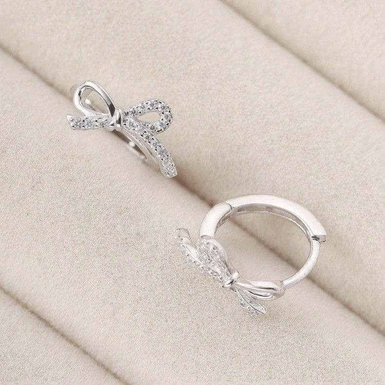 S925純銀｜氣質鑲鑽蝴蝶結耳扣