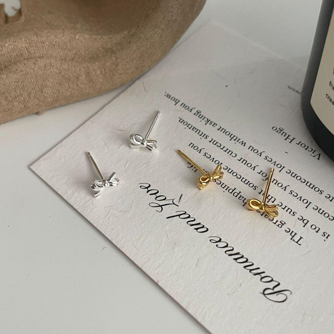 S925純銀｜百搭低調迷你小巧 ྀི蝴蝶結耳釘