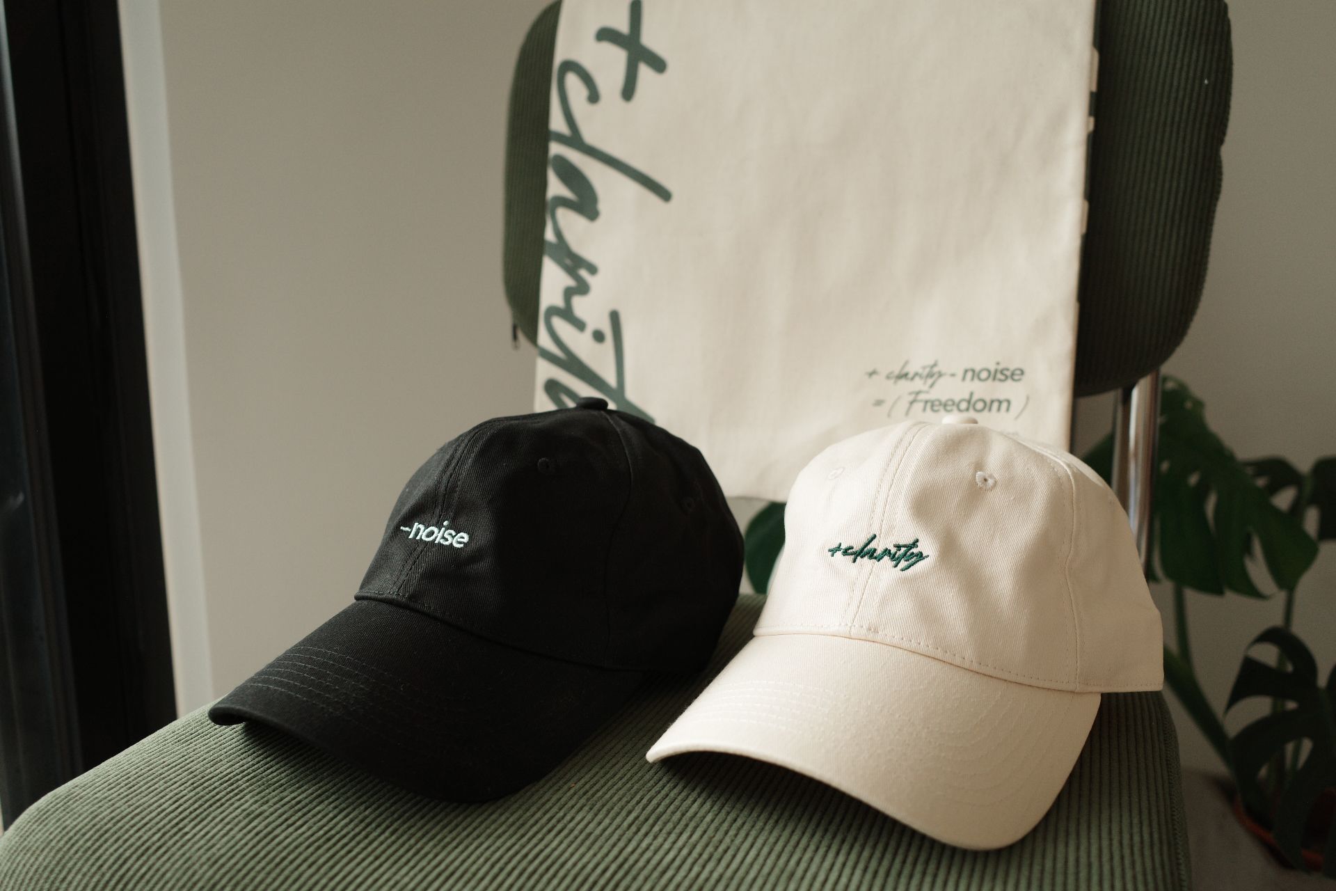 BetweenGos 十週年紀念帽