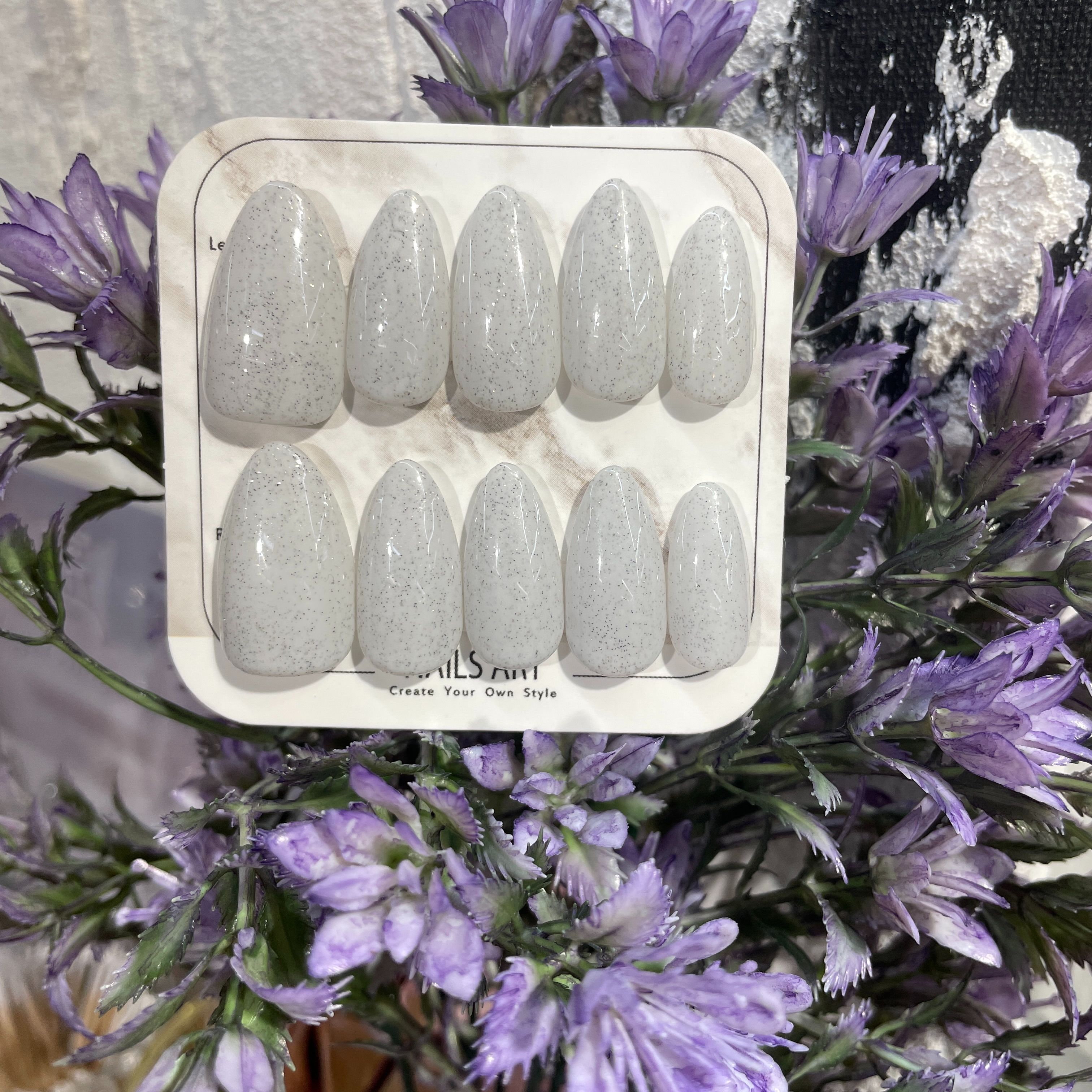 【奶白點點】  單一色穿戴甲