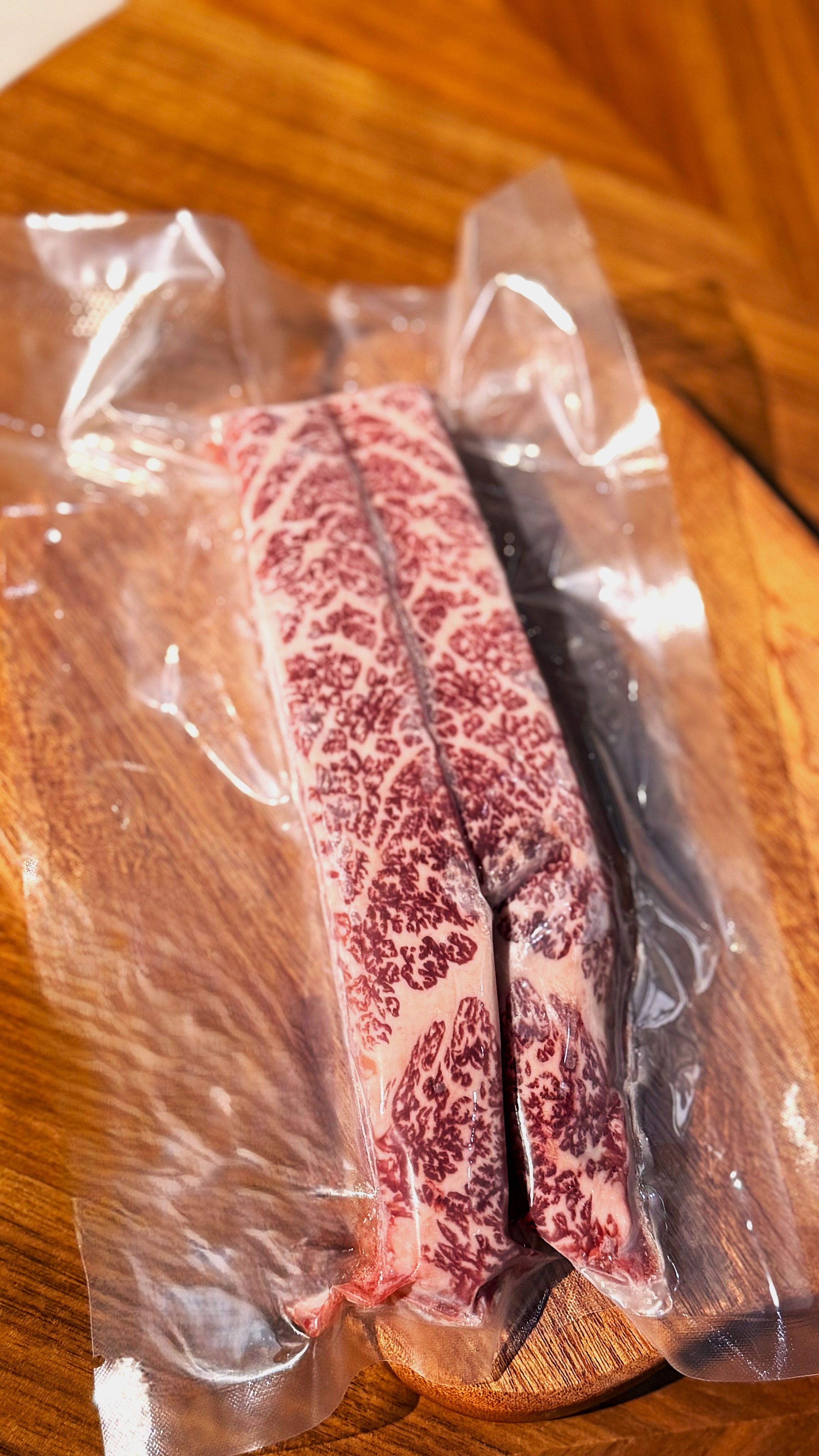62395【美國和牛無骨牛小排牛排（8+）】