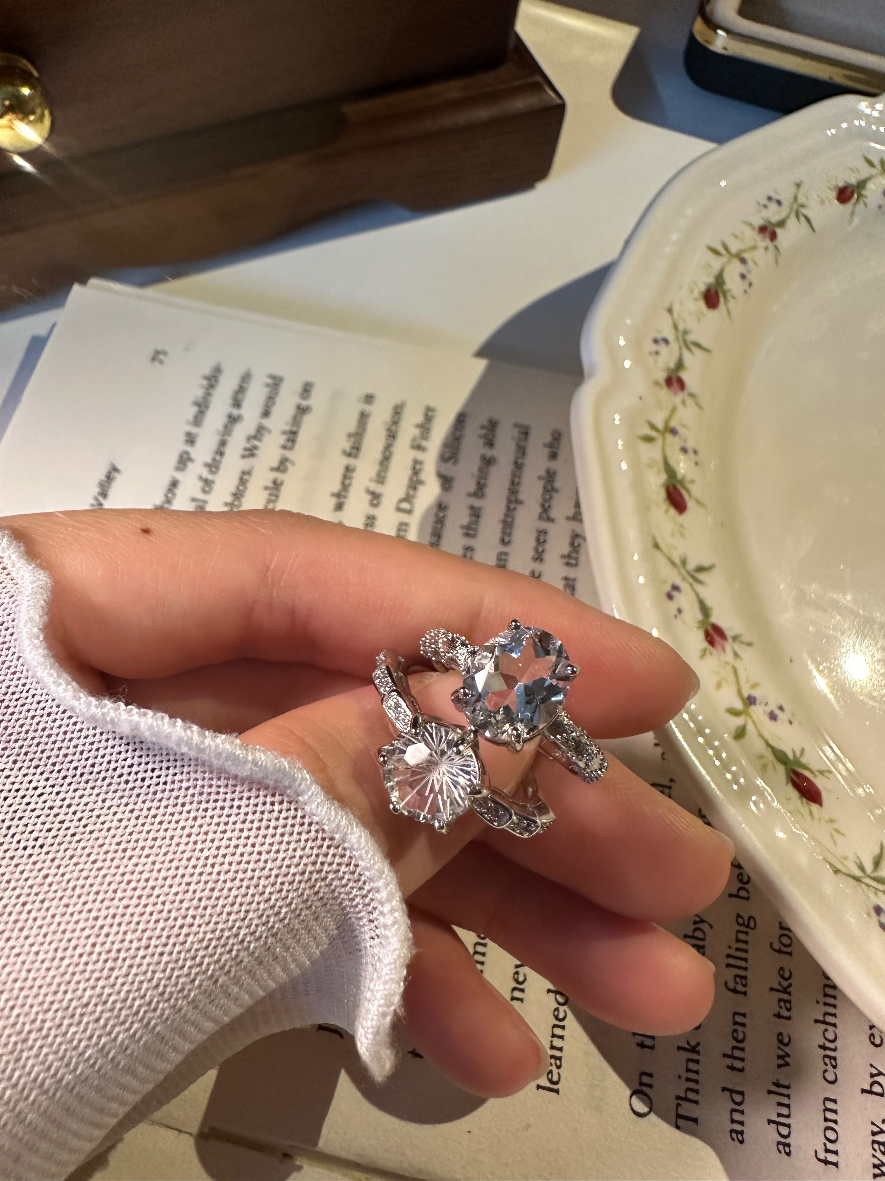 （鈦鋼）切白水晶/橢圓刻面白水晶戒指💍