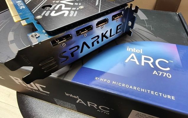 SPARKLE 撼與 Arc A770 ROC 16G GDDR6 顯示卡