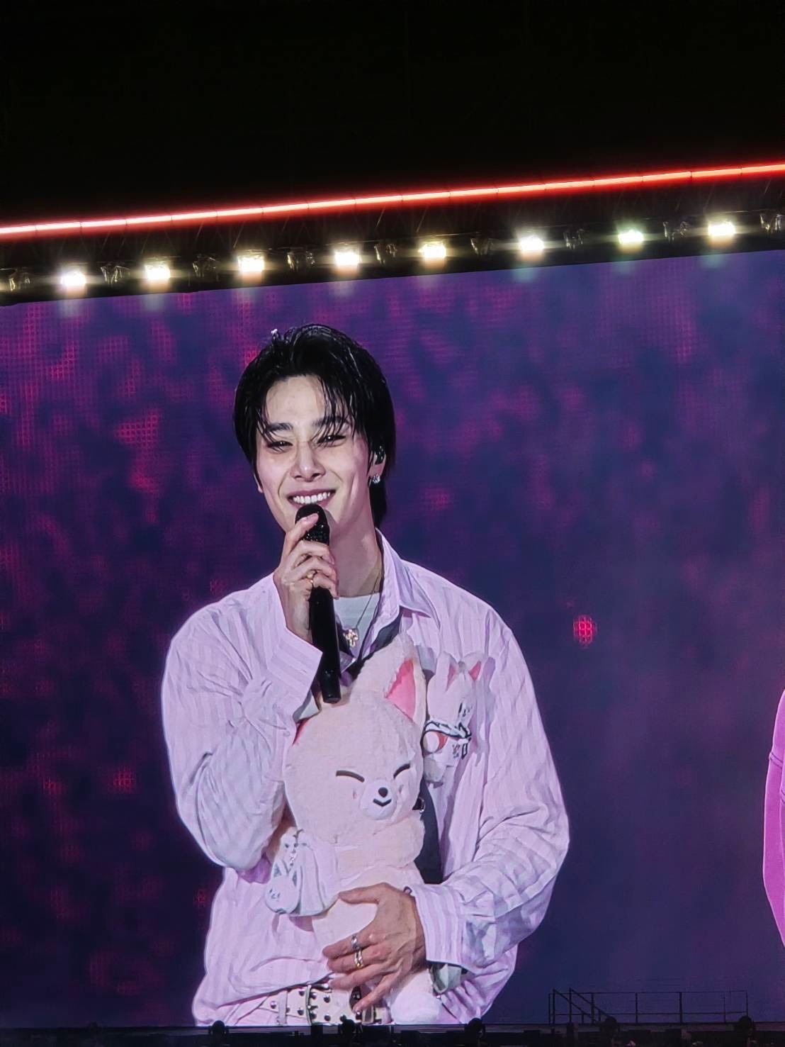 可愛小羊提醒大家一定要下包手喔