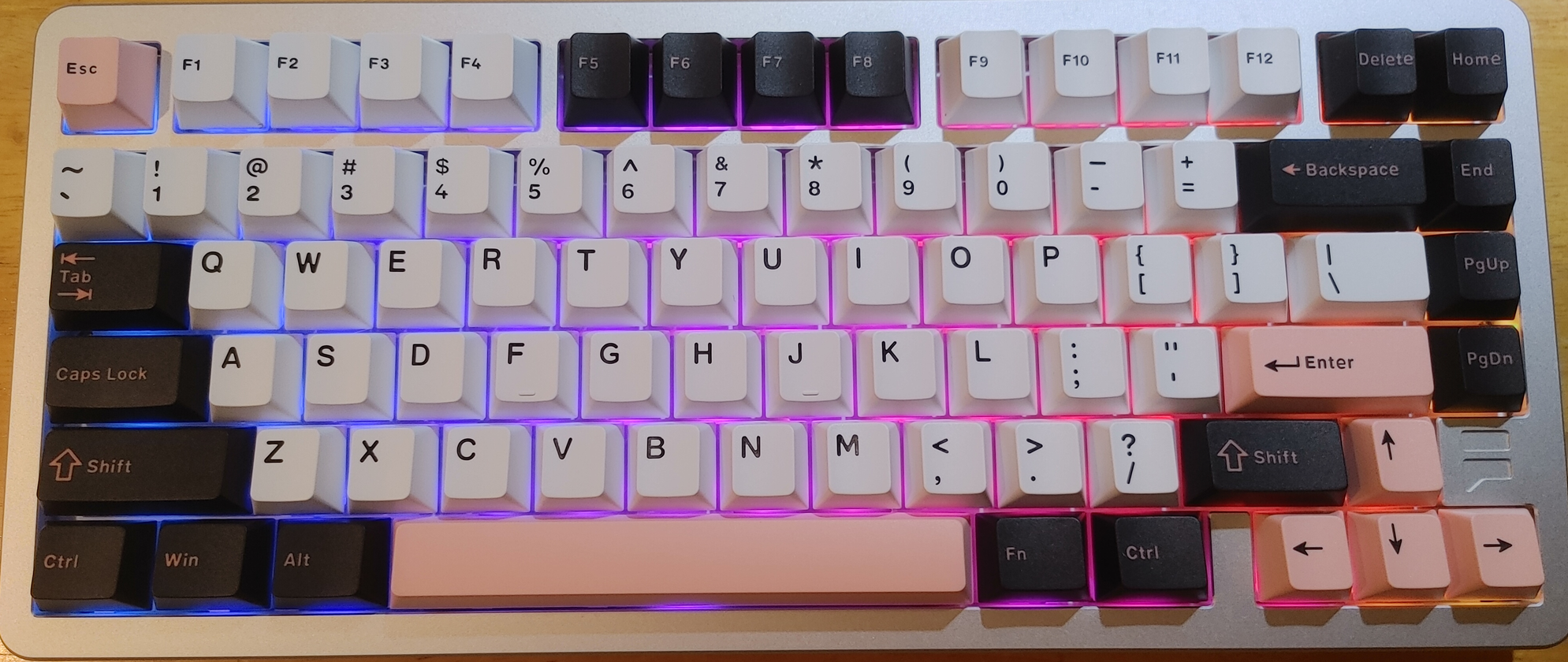 Furycube F75 陽極銀