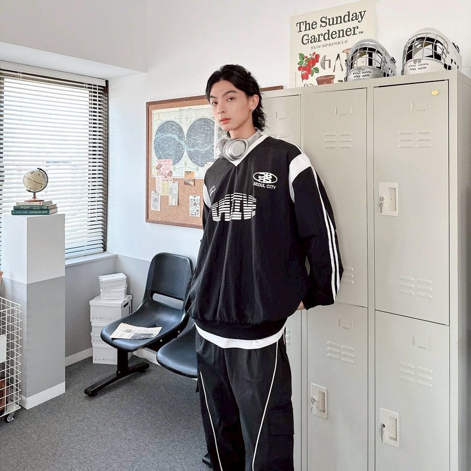 |預購|美式刺繡文字V領風衣