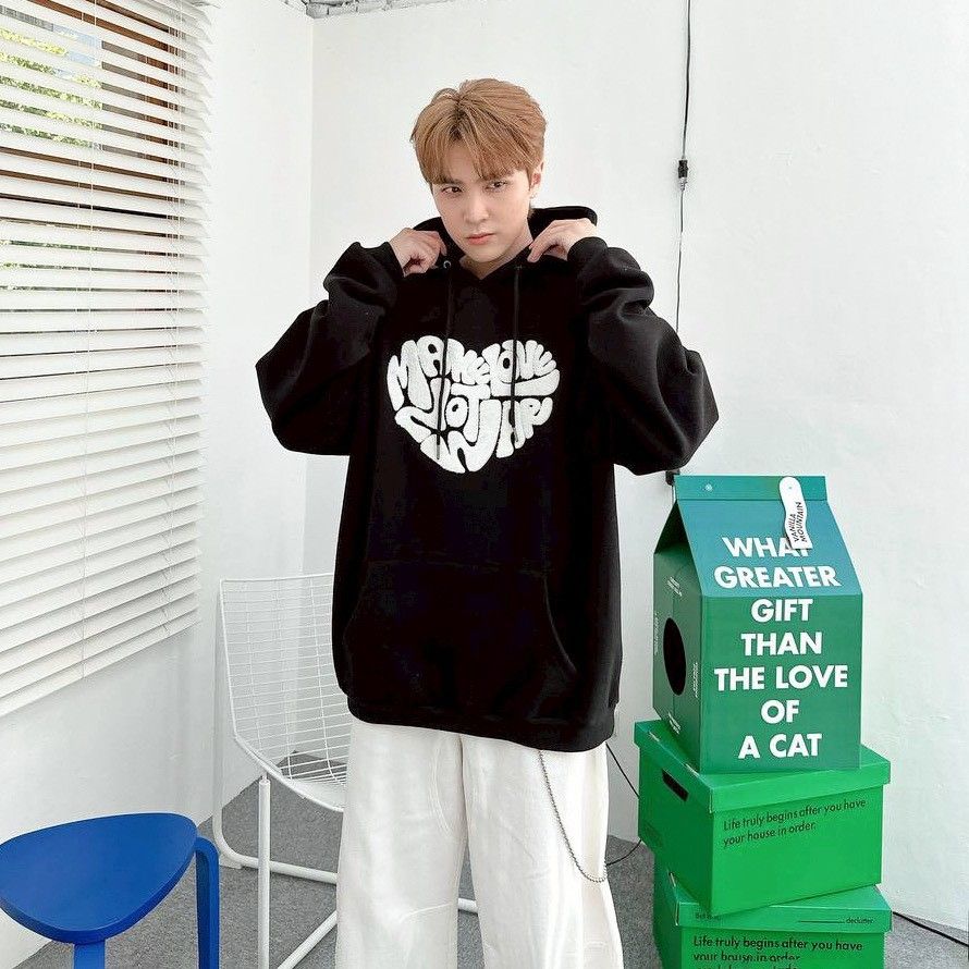 |預購|愛心英字毛巾繡帽T