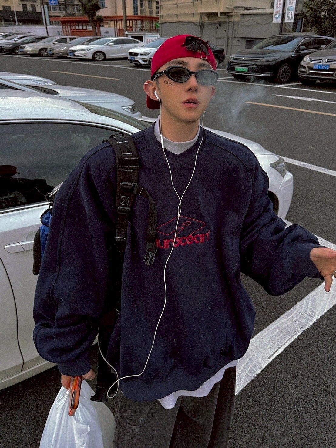 |預購|美式刺繡大學T