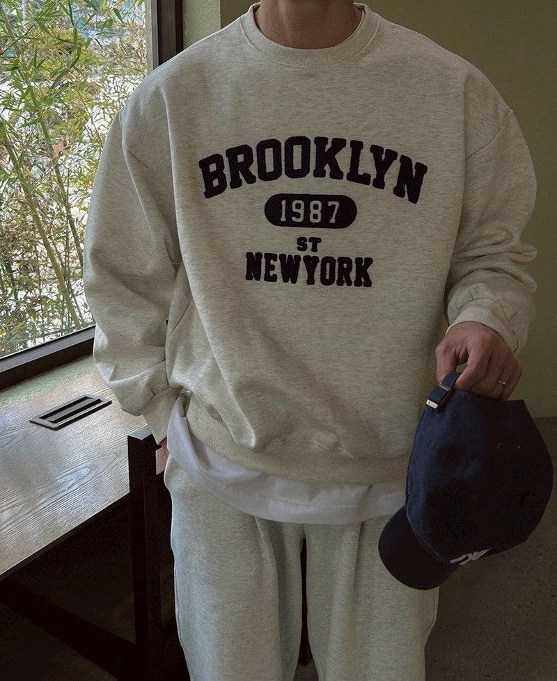 BROOKLYN 1987毛巾繡大學T