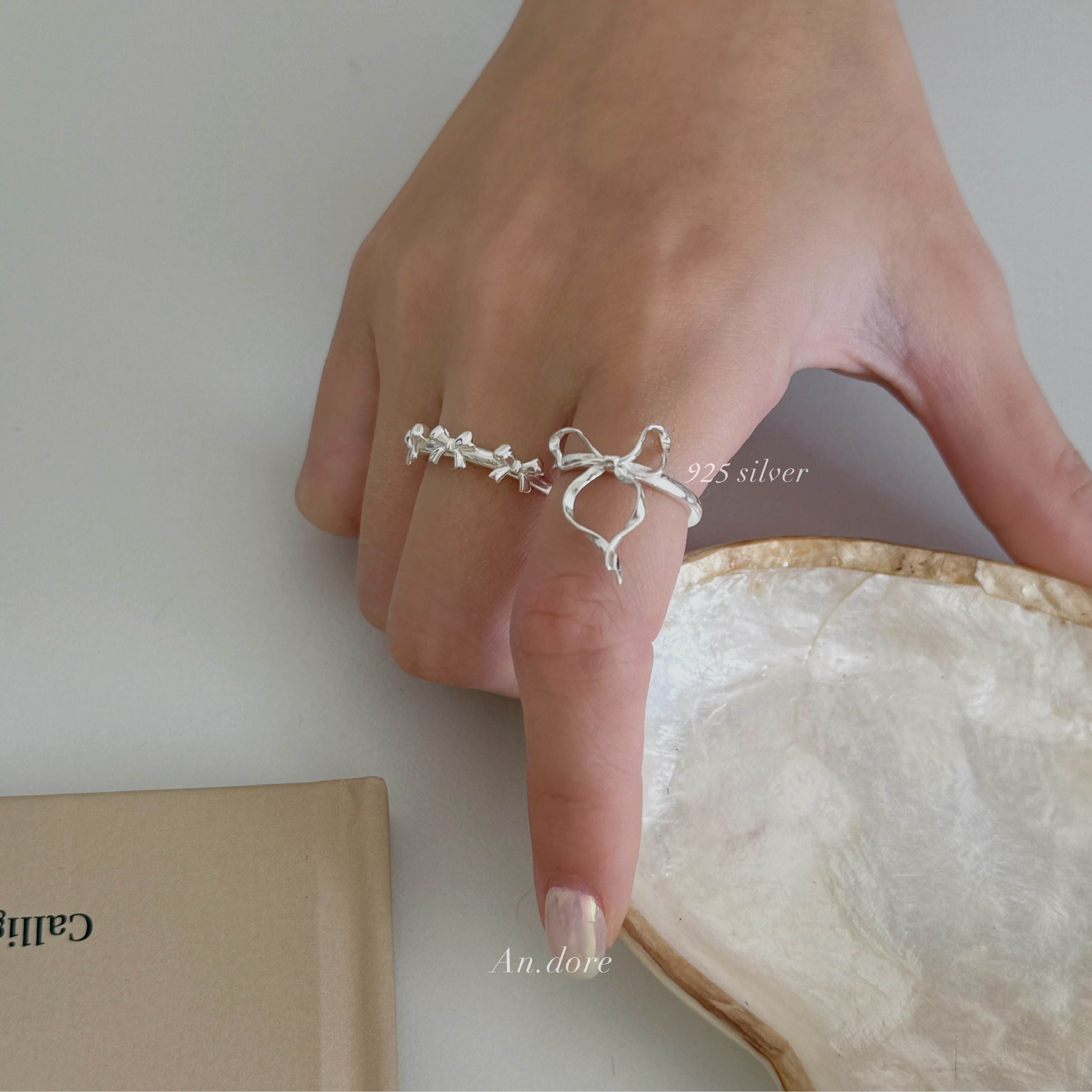 R14 Rosy . Nebula 甜美感十足蝴蝶結戒指 / 925通體純銀