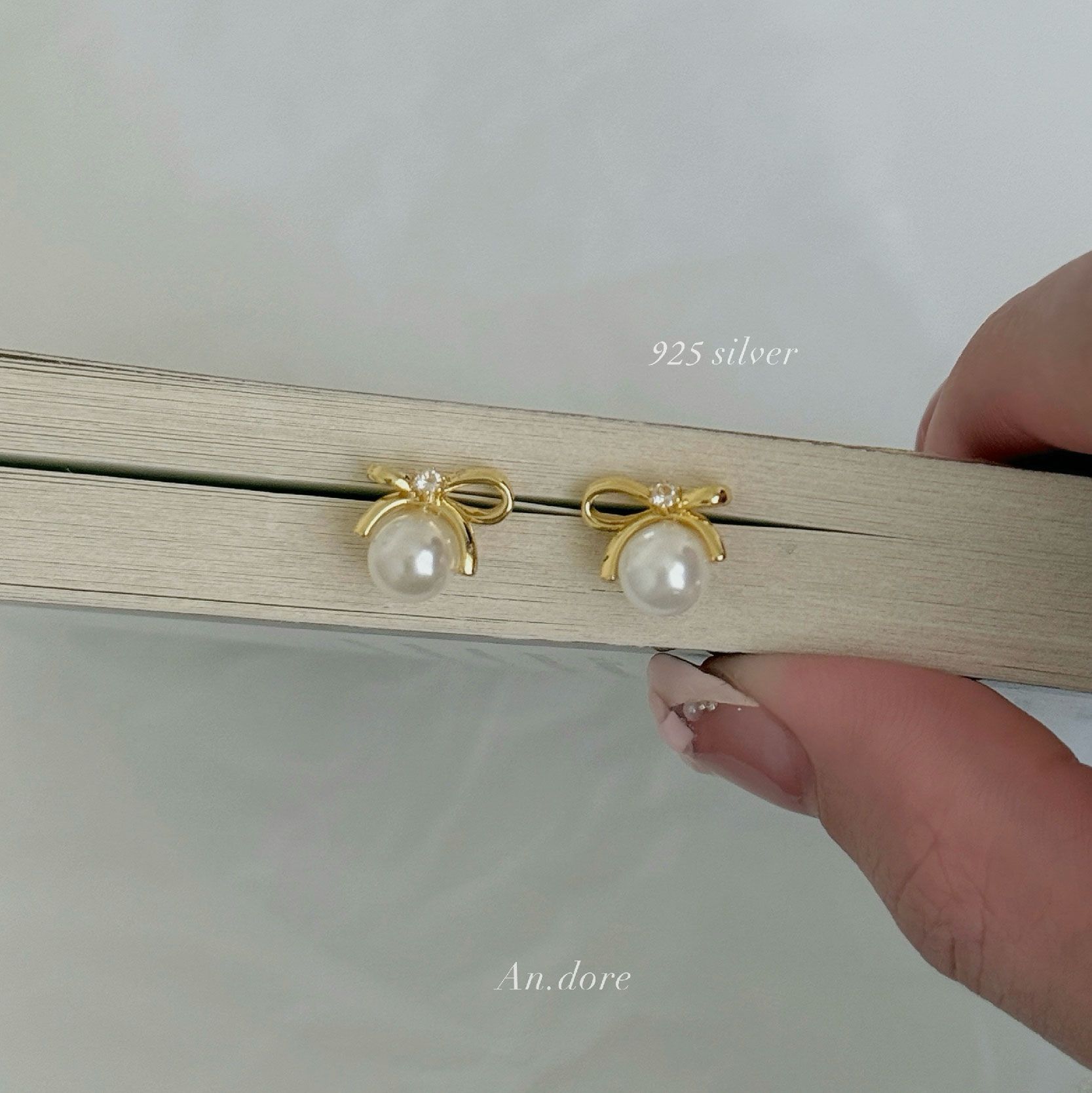 E16 浪漫氛圍感 珍珠蝴蝶結耳環