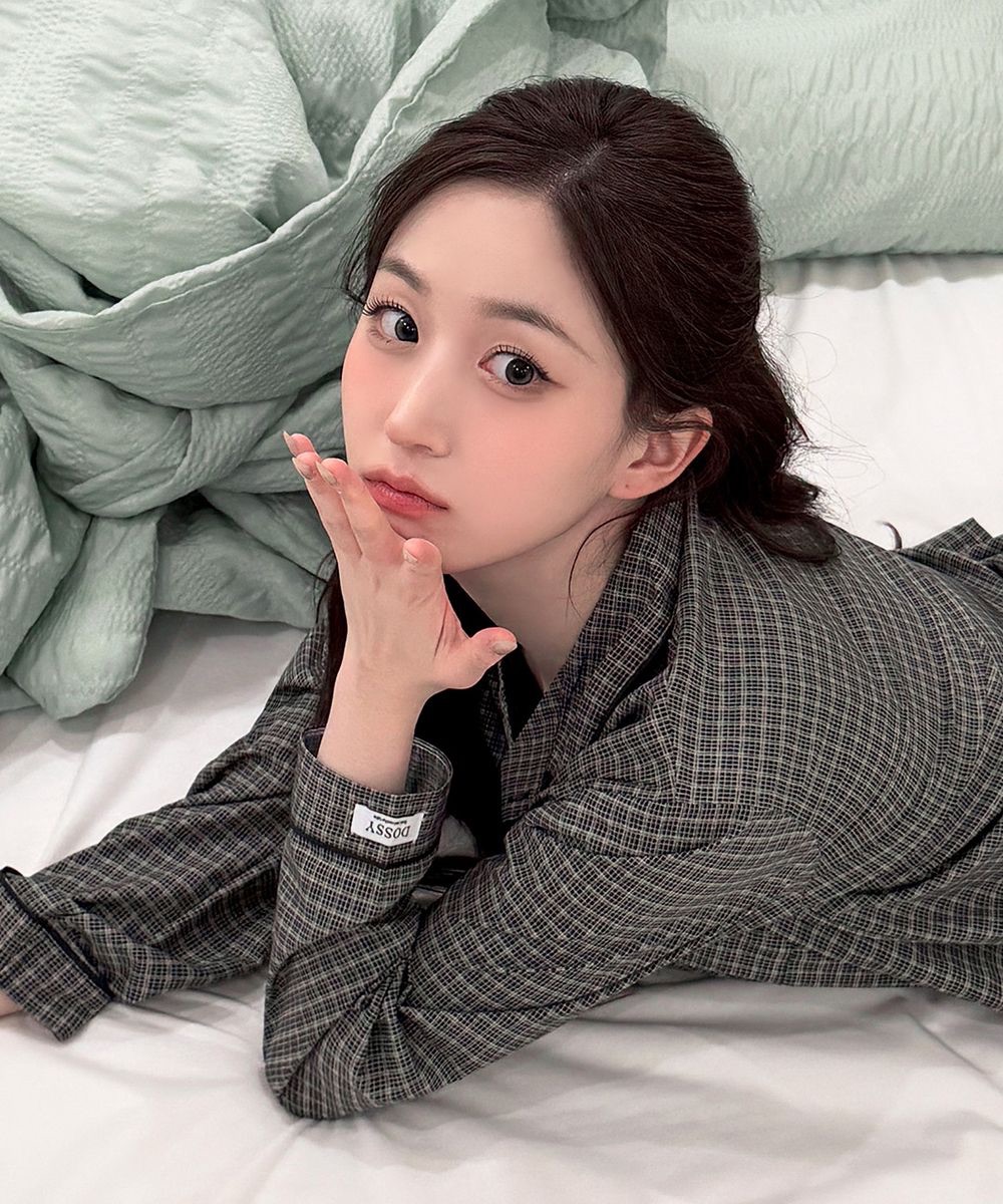 NMIXX 吳海嫄代言 DOSSY條紋居家睡衣 실크핏 더스트 긴팔 커플 잠옷 세트