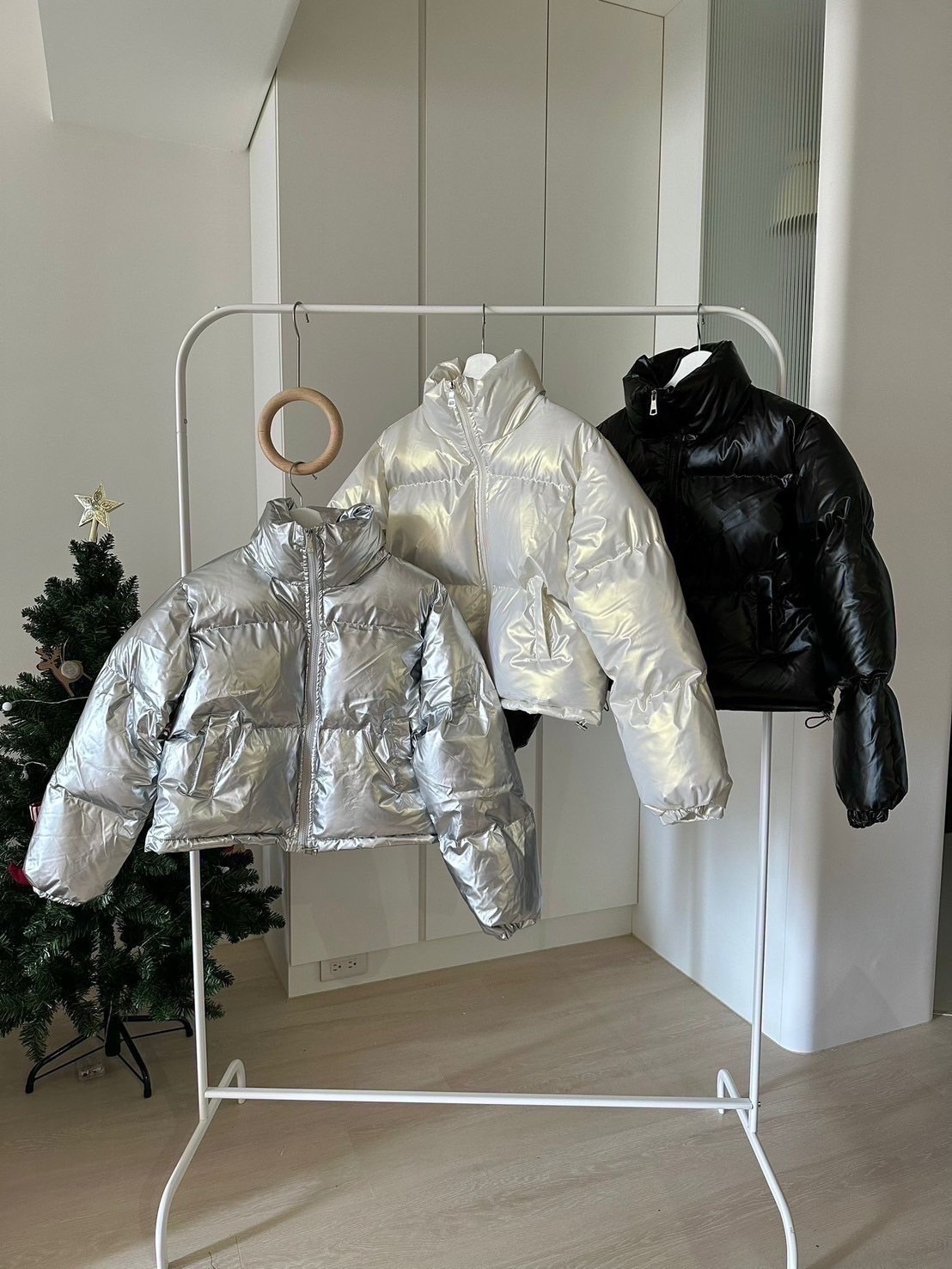 現貨｜珠光閃閃！金屬色鋪棉短版外套（3色）