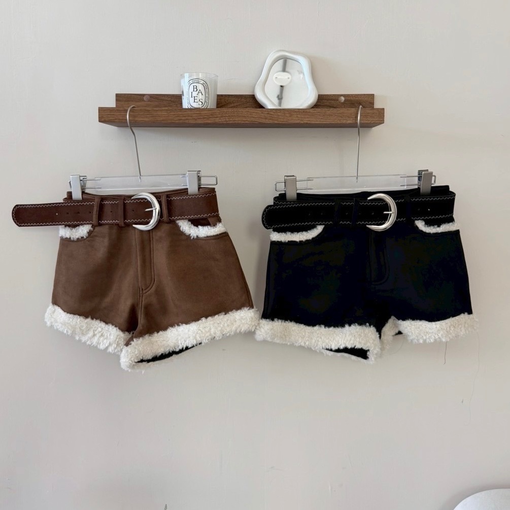 現貨｜店主自留，超可愛麂皮毛毛短褲（附皮帶）