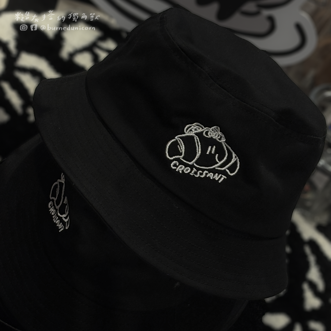 【NEW】慵懶垮頌刺繡漁夫帽 ㋡ 糙灰搭的獨角獸