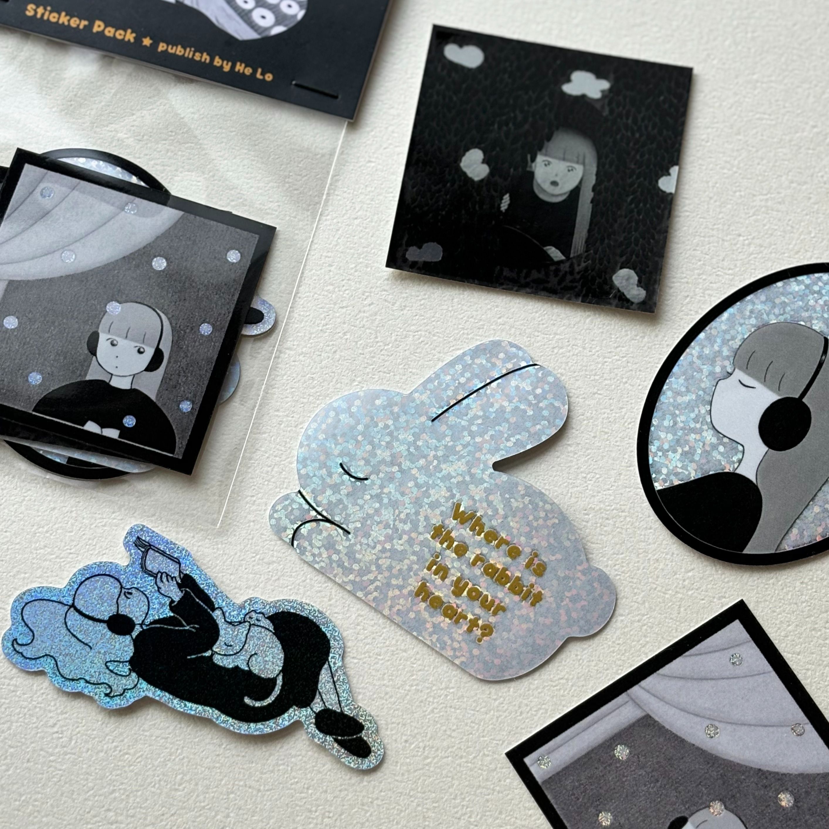 〈Headphone Girl 耳機少女〉• 黑白貼紙包