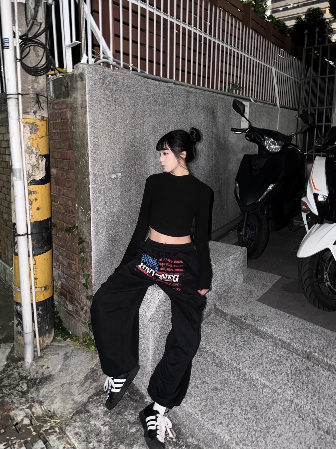 A8050 美式復古 旗幟印花彎刀棉褲