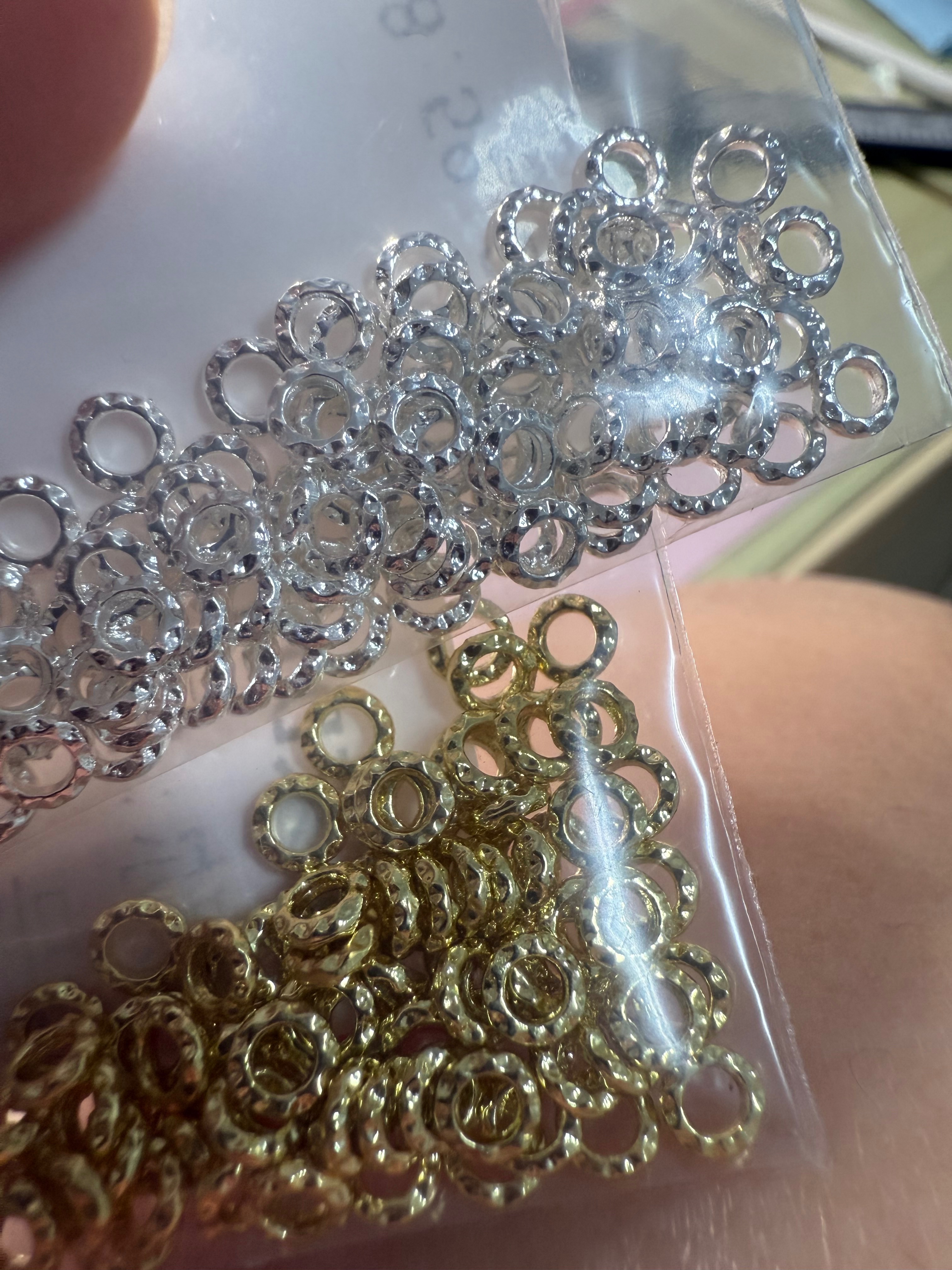 蠍蠍水晶批發 | 高保配飾｜隔珠隔片花托