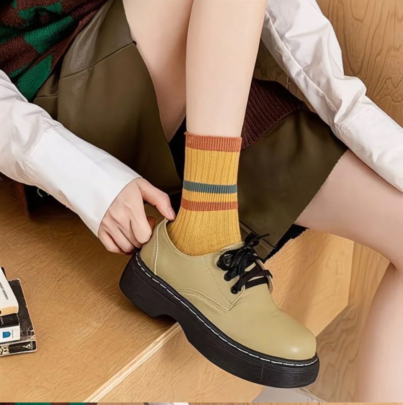 [江家嚴選]糖果色條紋中筒襪｜日系復古 撞色設計｜百搭顯瘦 |女襪 男襪|台灣現貨|