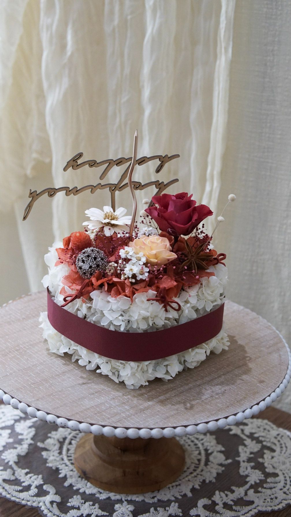 永生花生日蛋糕 – 覆盆莓紅絲絨