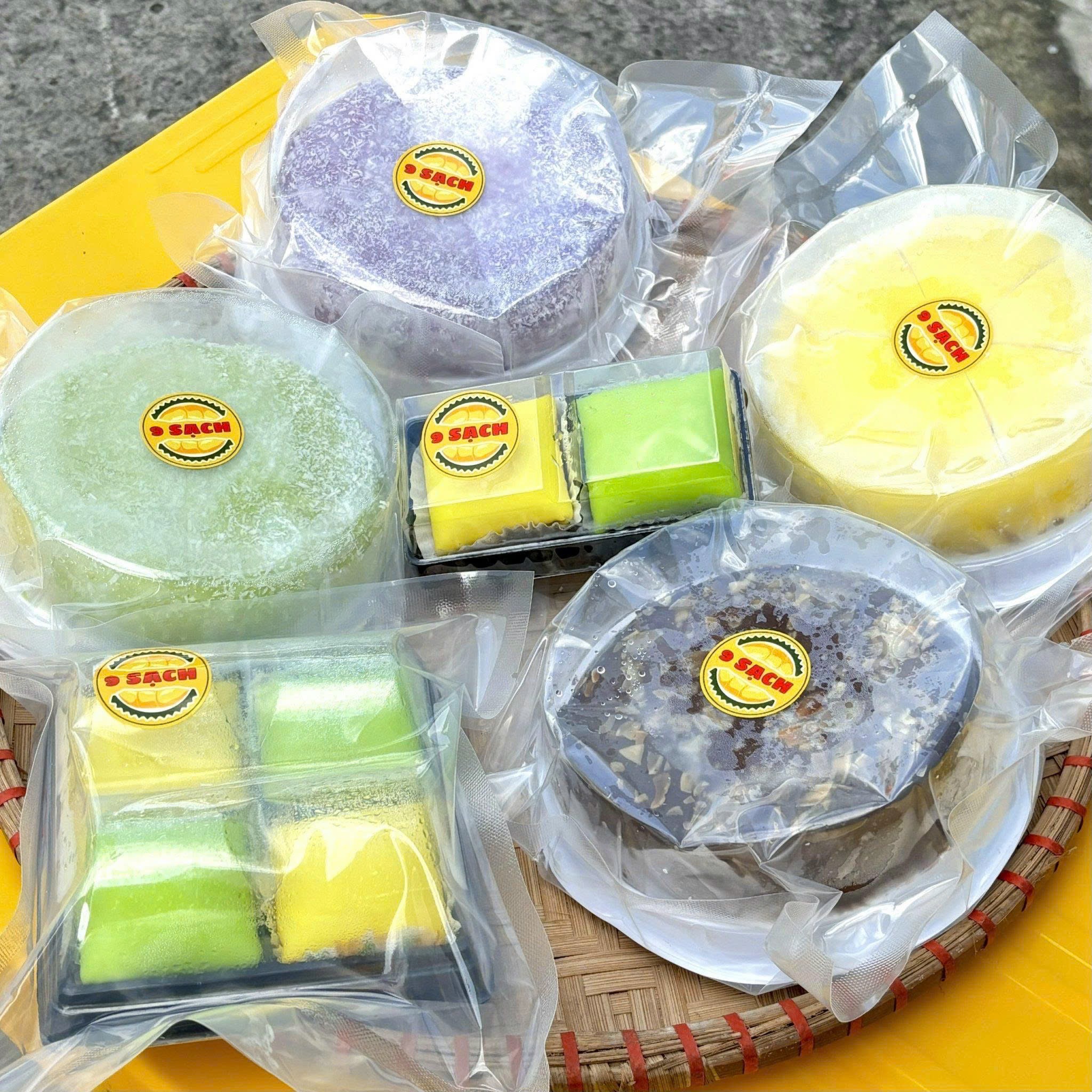 榴槤千層蛋糕 crep sầu riêng 9SACH
