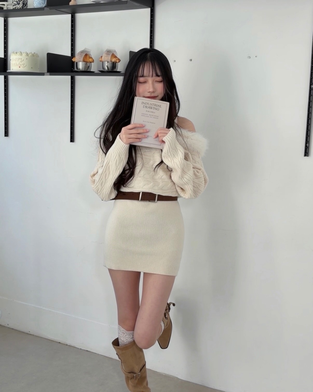 跑咖人必備☕️毛領包臀洋裝（3color）