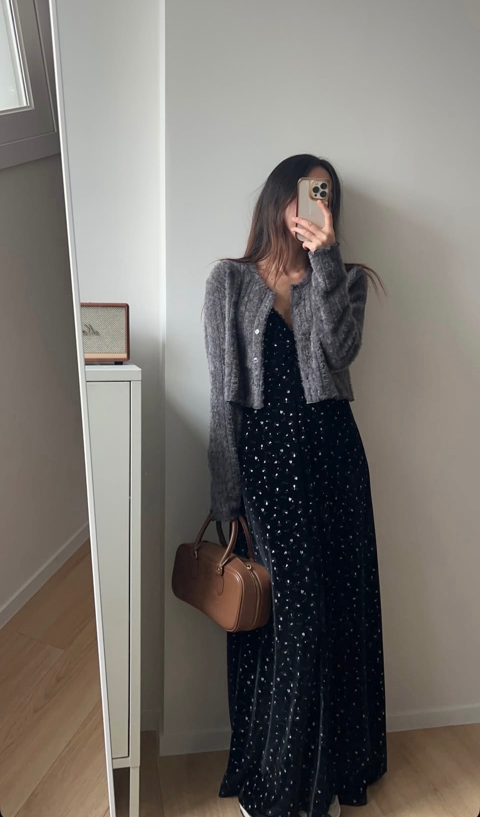 韓網細肩帶絲絨碎花長洋裝