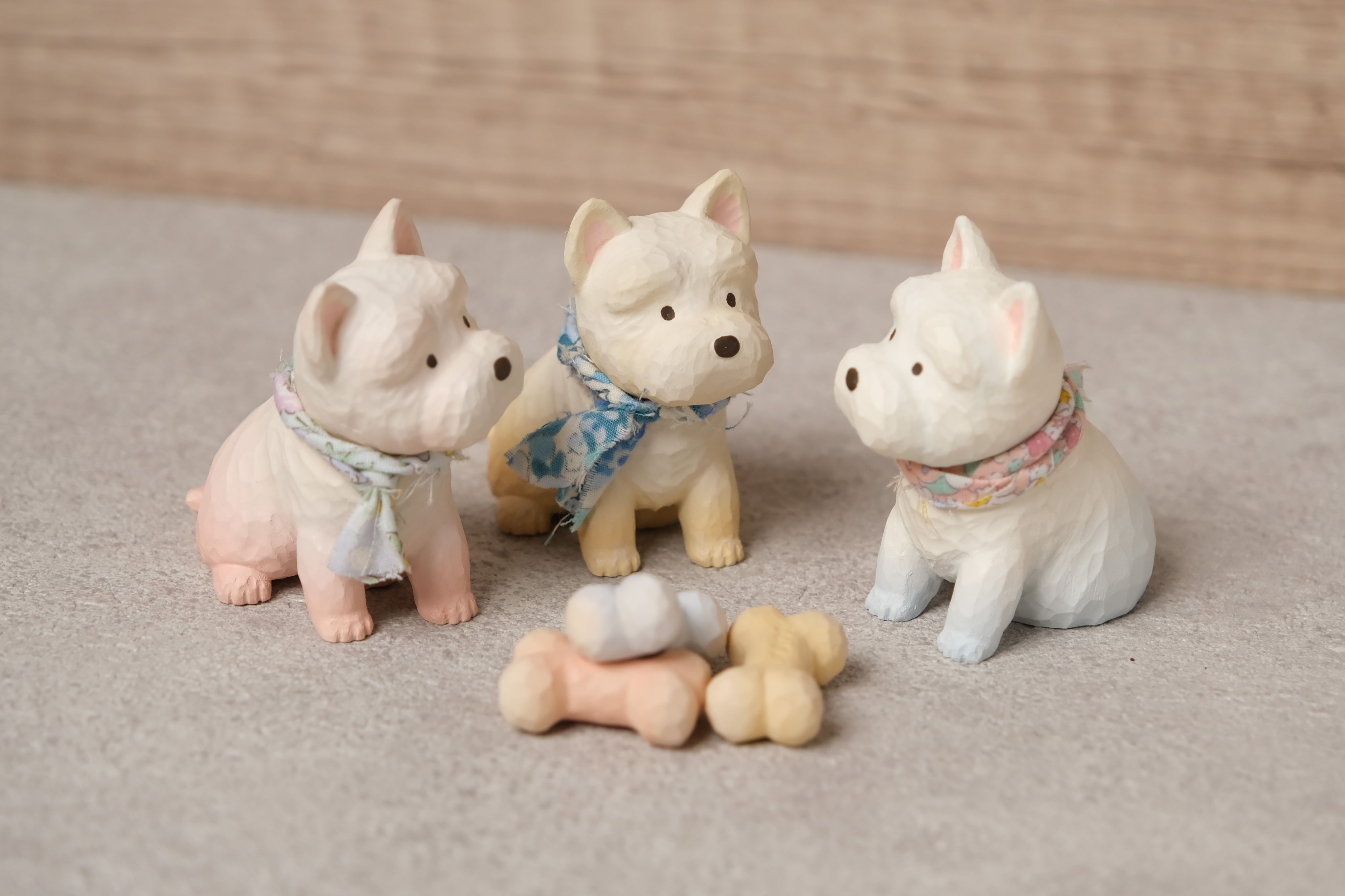 雕刻風 西高地白梗 擺飾｜蜜桃白／奶油白／霧藍白