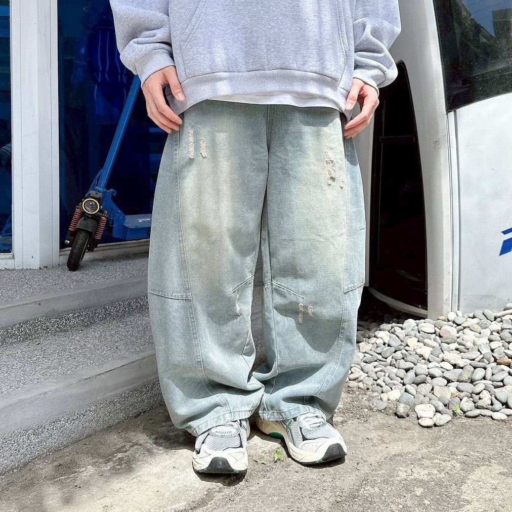 刷白斜痕車線廓形牛仔褲