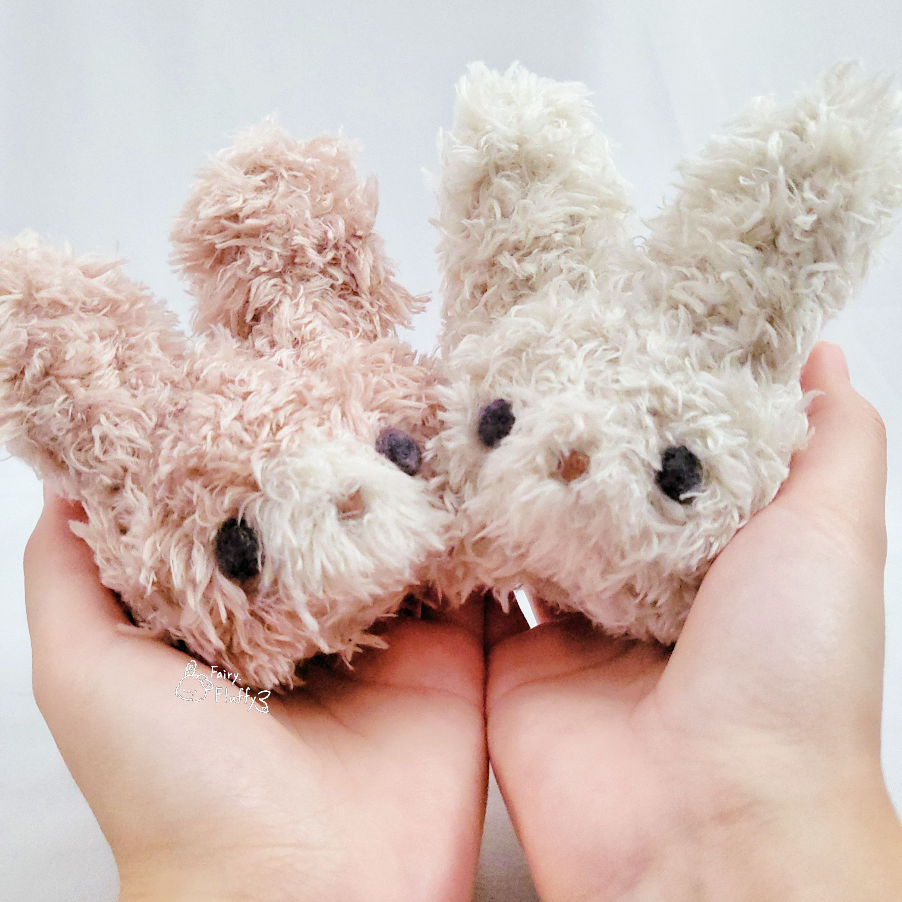 《𝙲𝚘𝚝𝚝𝚘𝚗 𝚌𝚊𝚗𝚍𝚢》超柔軟💭換裝🎀手工針織小動物吊飾_兔兔🐰