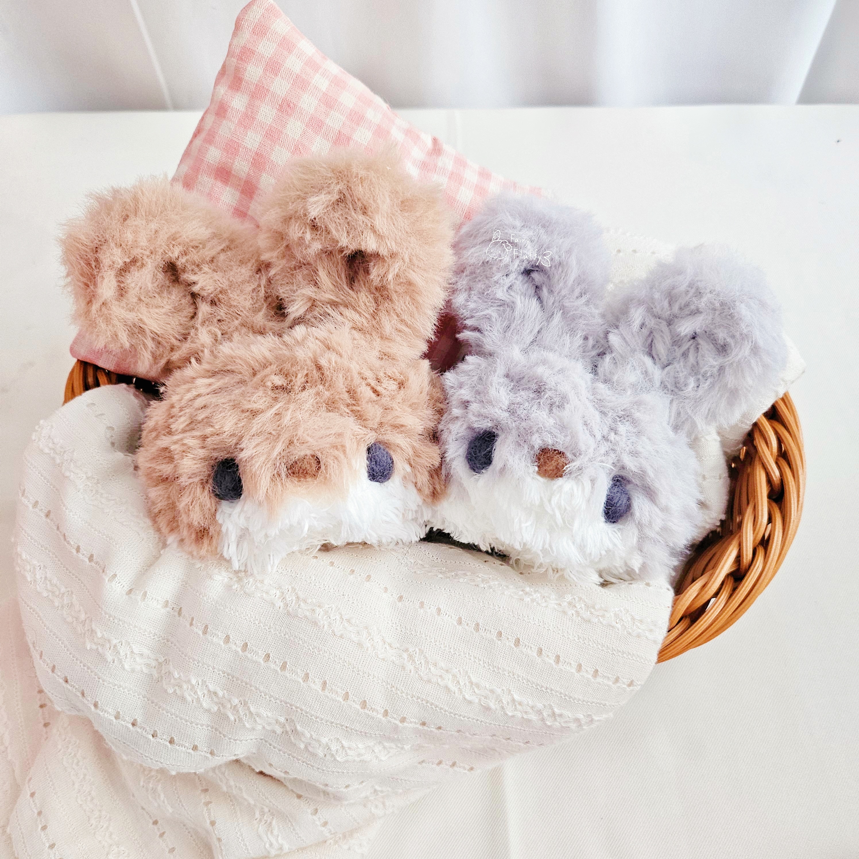 《𝙵𝚛𝚘𝚜𝚝𝚒𝚗𝚐》超柔軟💭換裝🎀手工針織小動物吊飾_兔兔🐰