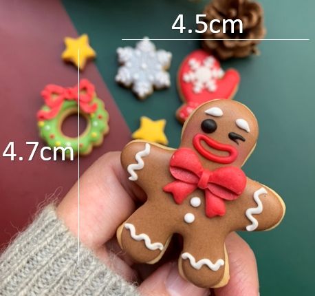 薑餅人（寬4.5公分寬4.7公分）（蝴蝶結為翻糖）（下單請備註出貨日未指定則統一12/20出貨）