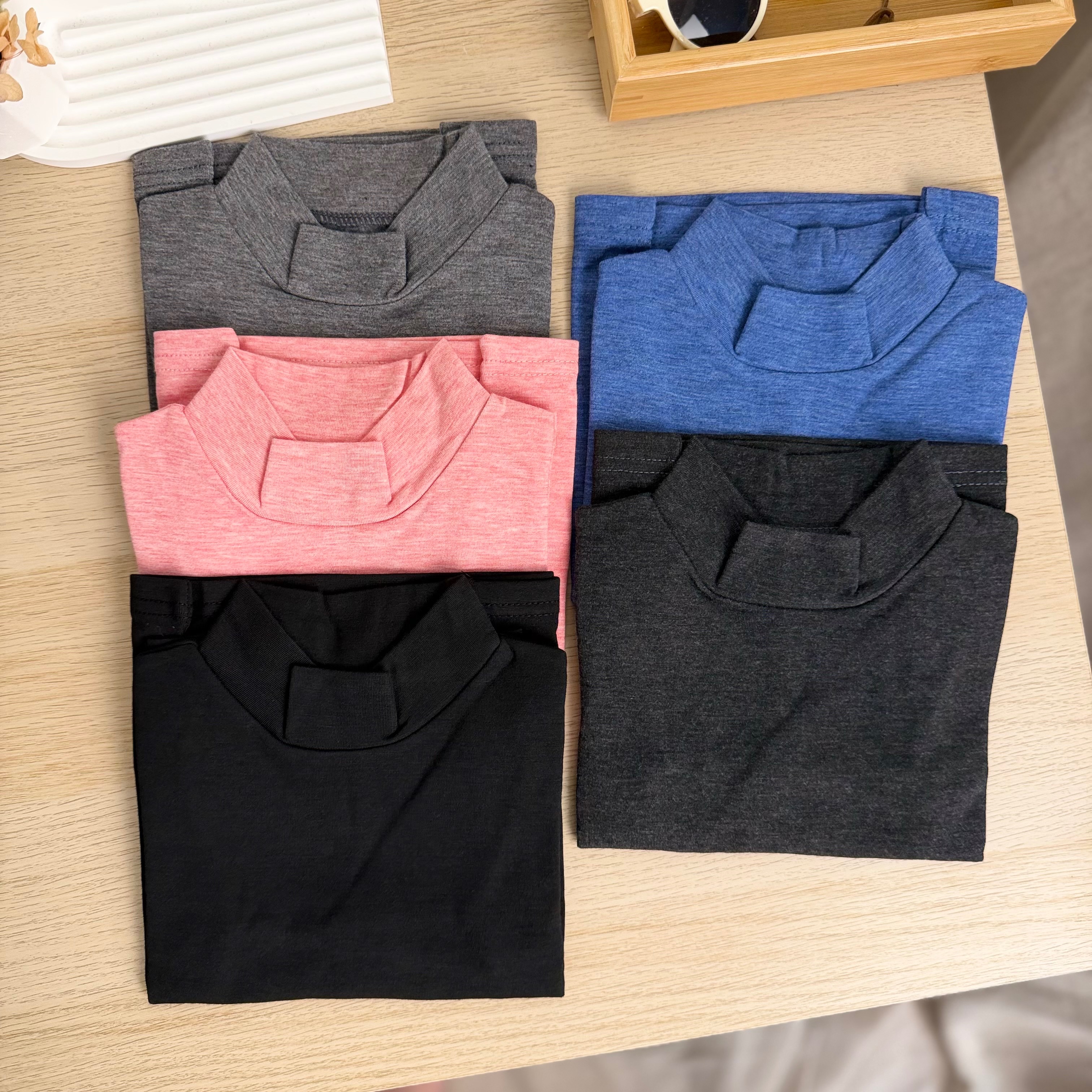 【MUMU現貨】「90-130」中小童立領素色發熱衣