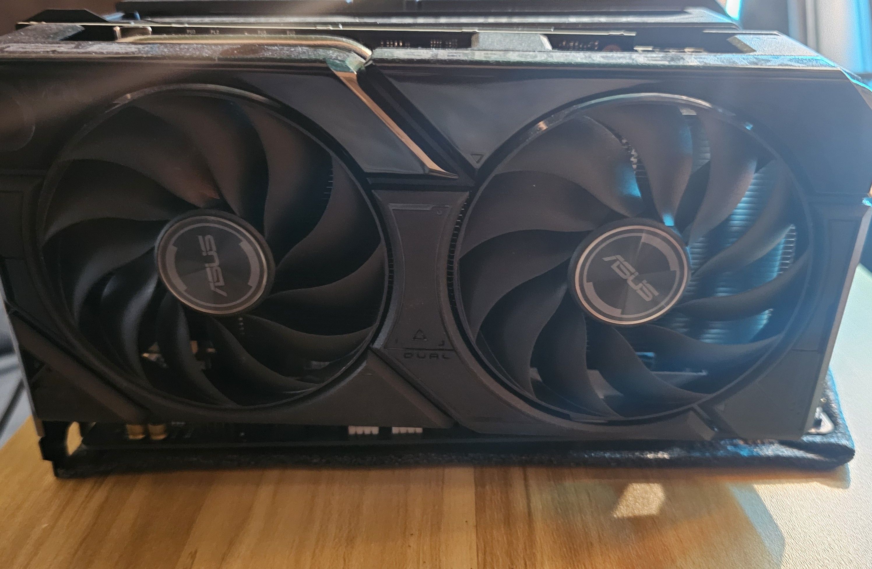 華碩 DUAL-RTX4060TI-O16G-EVO 顯示卡