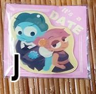 同人品項下單滿兩百，可選一個贈品