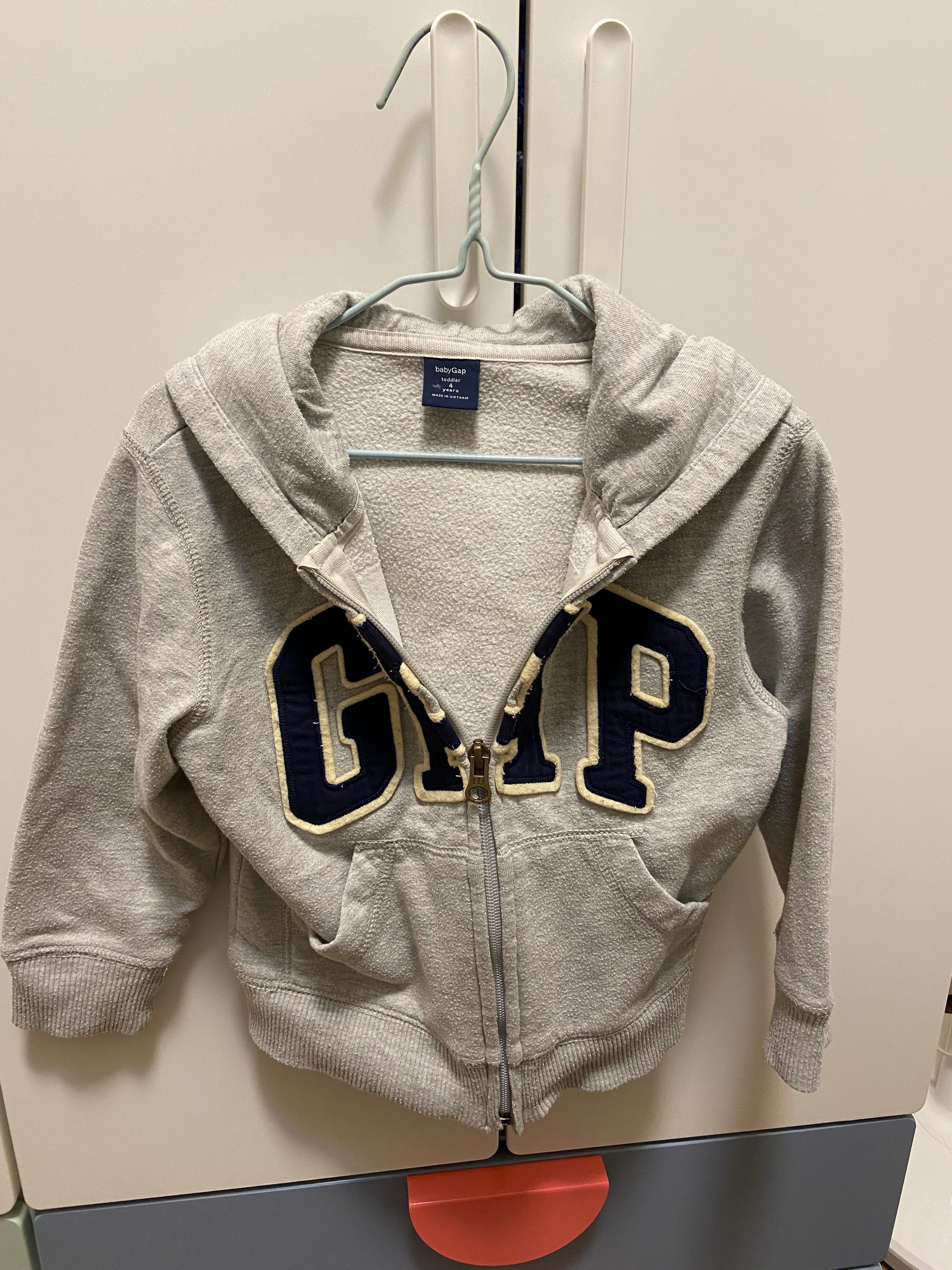 二手GAP灰色外套4Y