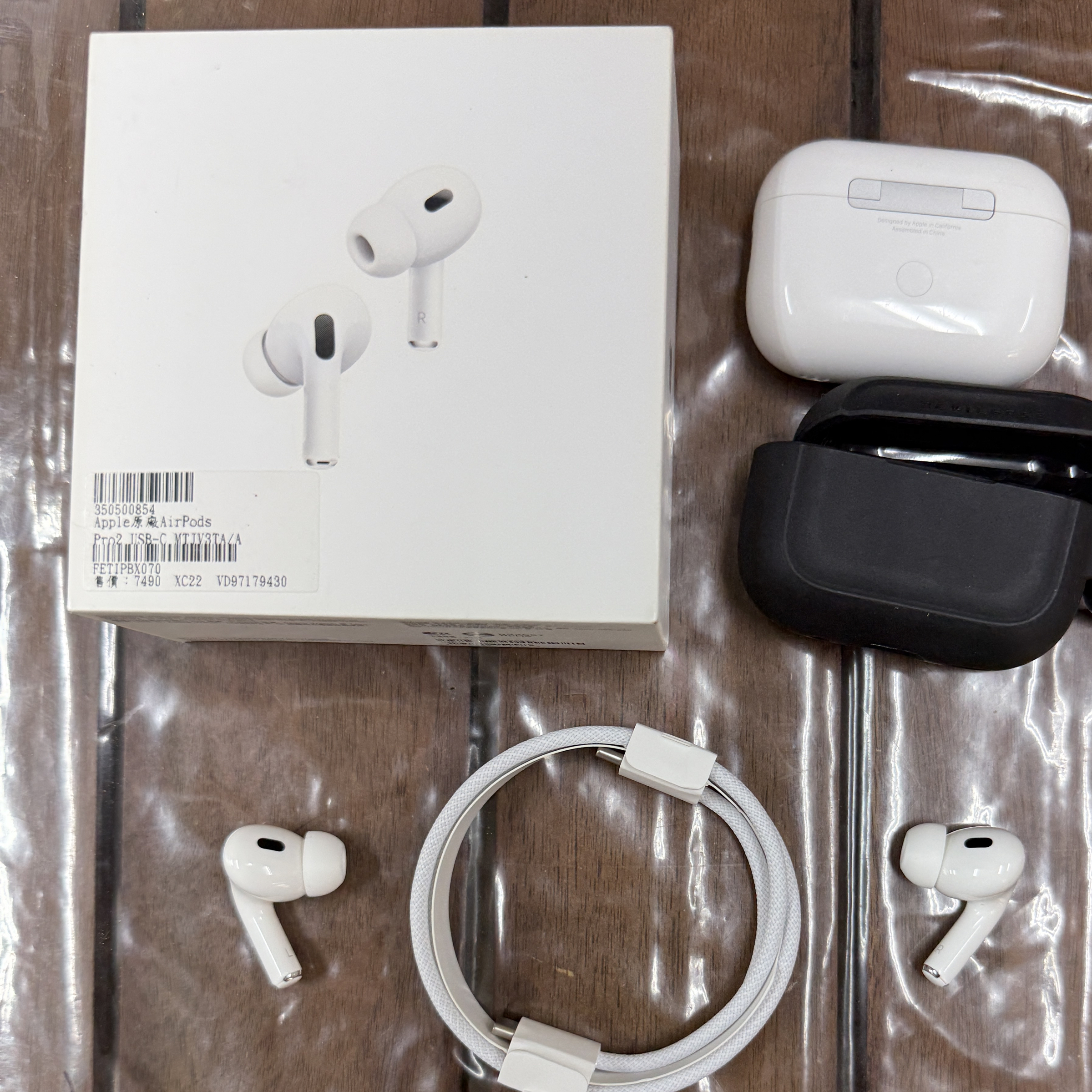 AirPods Pro 2 USB-C 原盒完整配件｜右耳故障｜左耳正常｜附全新原廠充電線、DEVILCASE