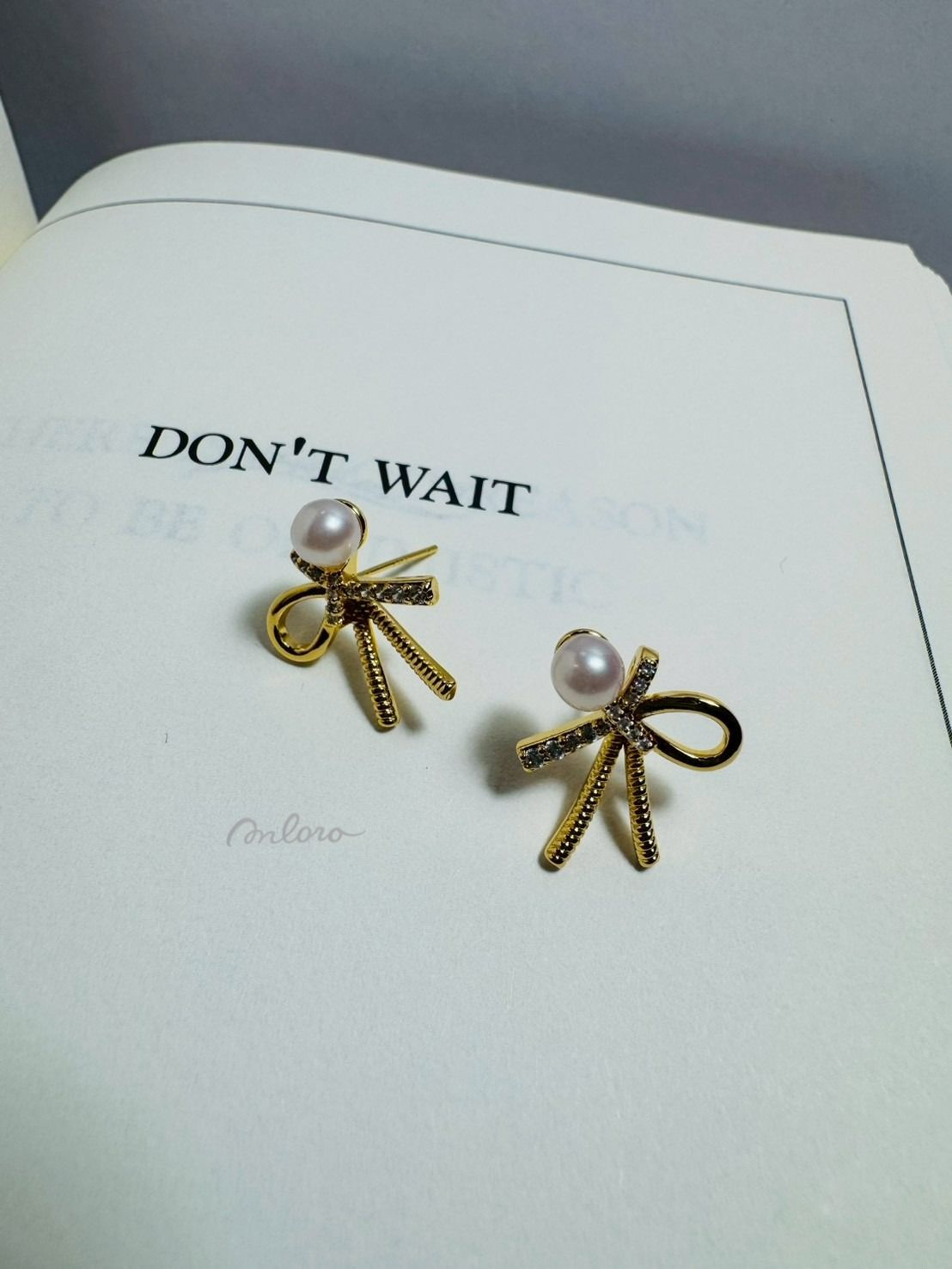 緞帶時刻珍珠耳環