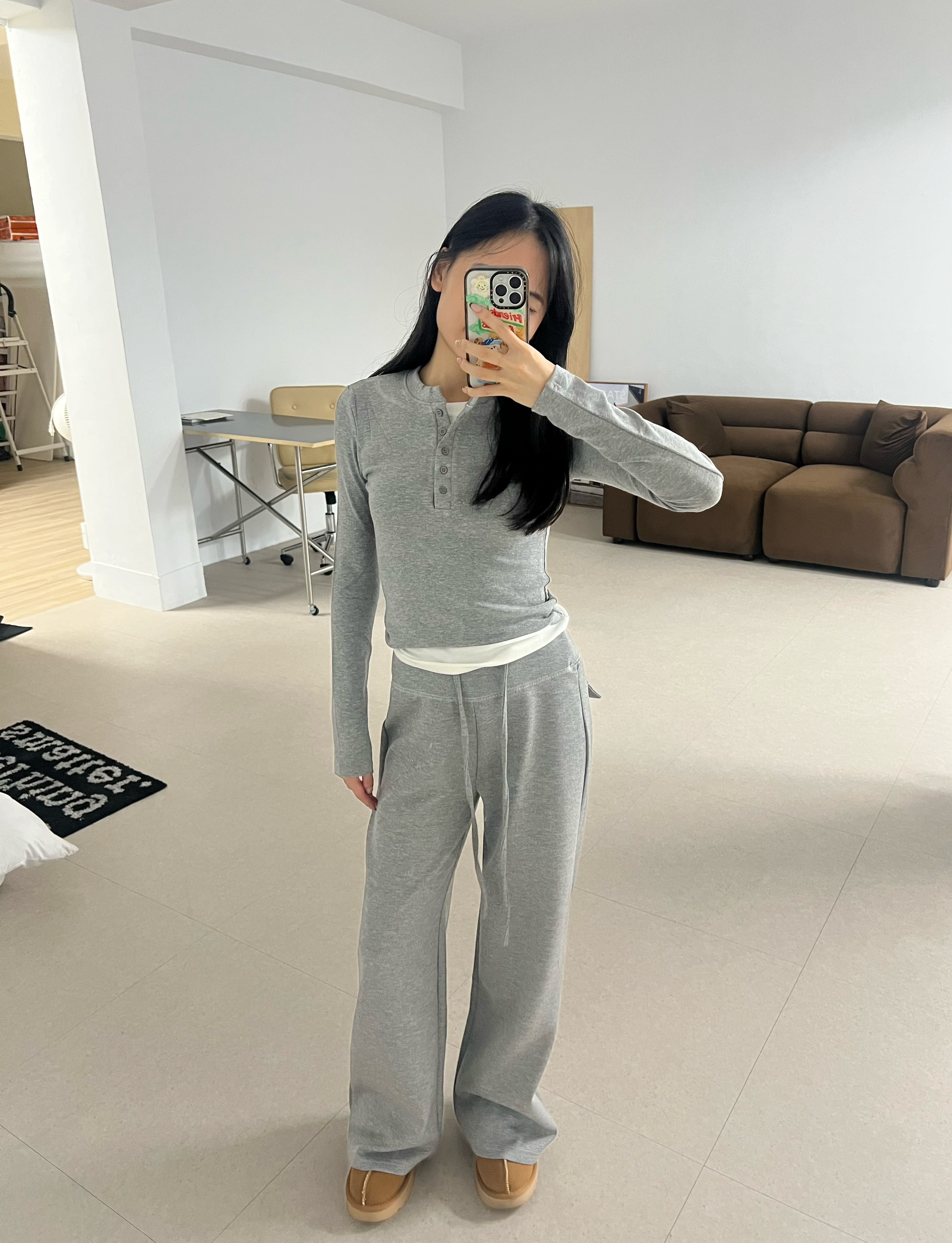 一眼鐘情🫶🏻假兩件排扣上衣