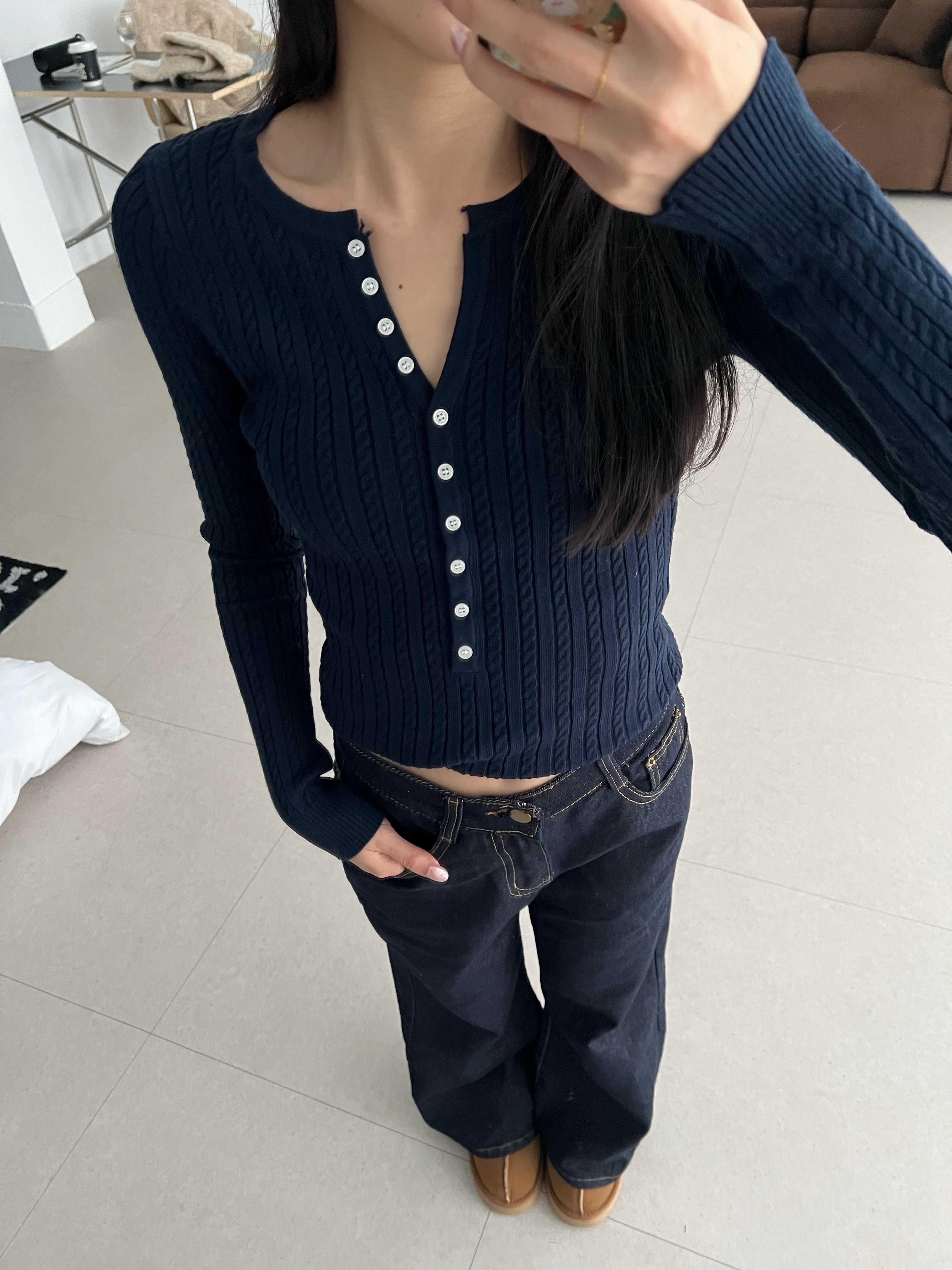 自留｜美式V領針織排扣上衣