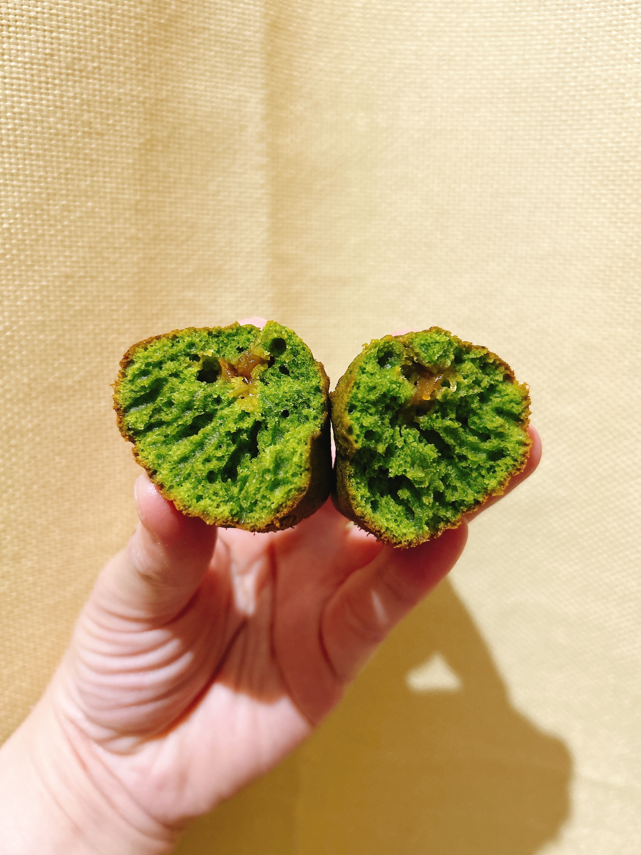 夾餡瑪德蓮（單一口味最低訂購量為2顆）