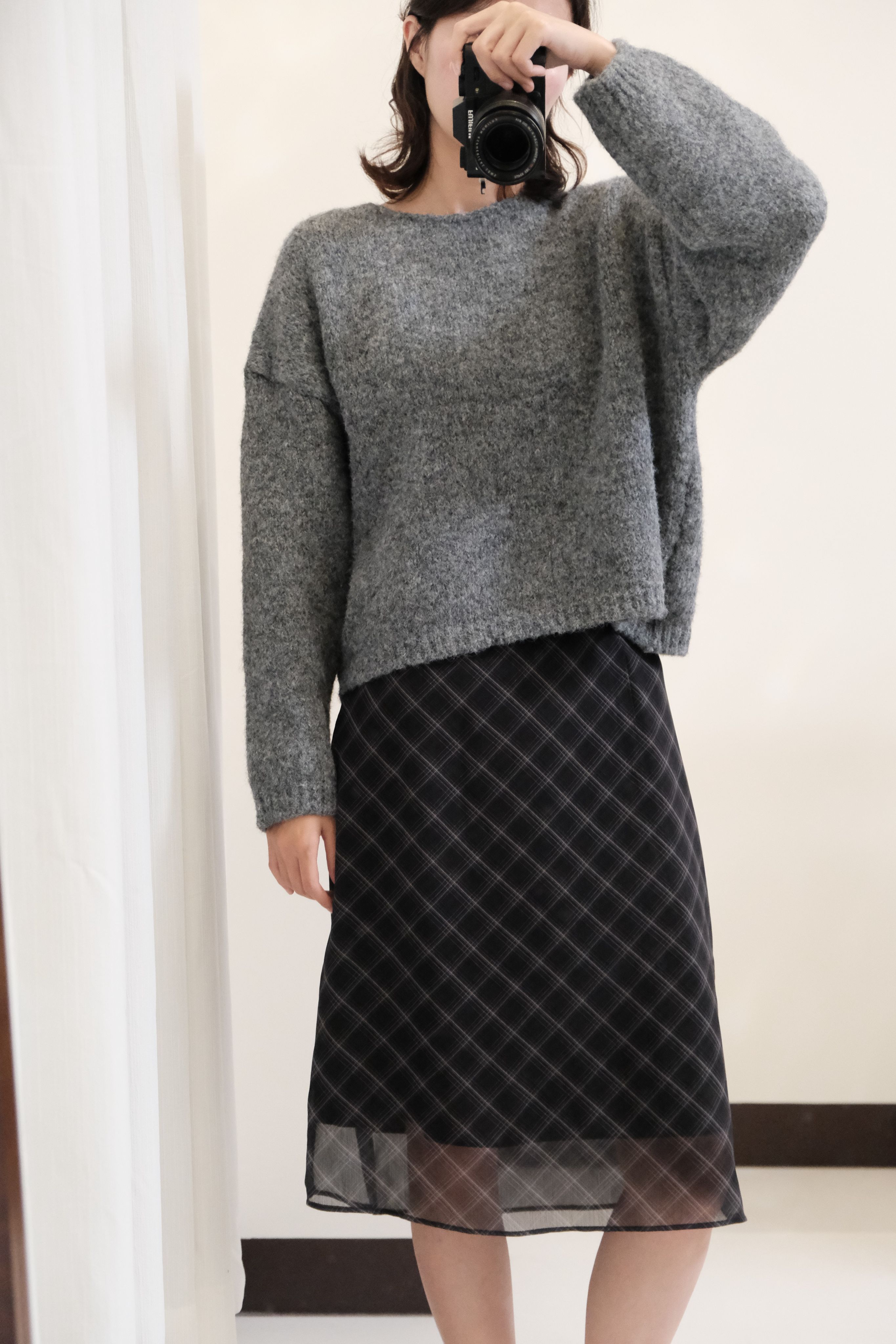 霧面絲質感格紋裙