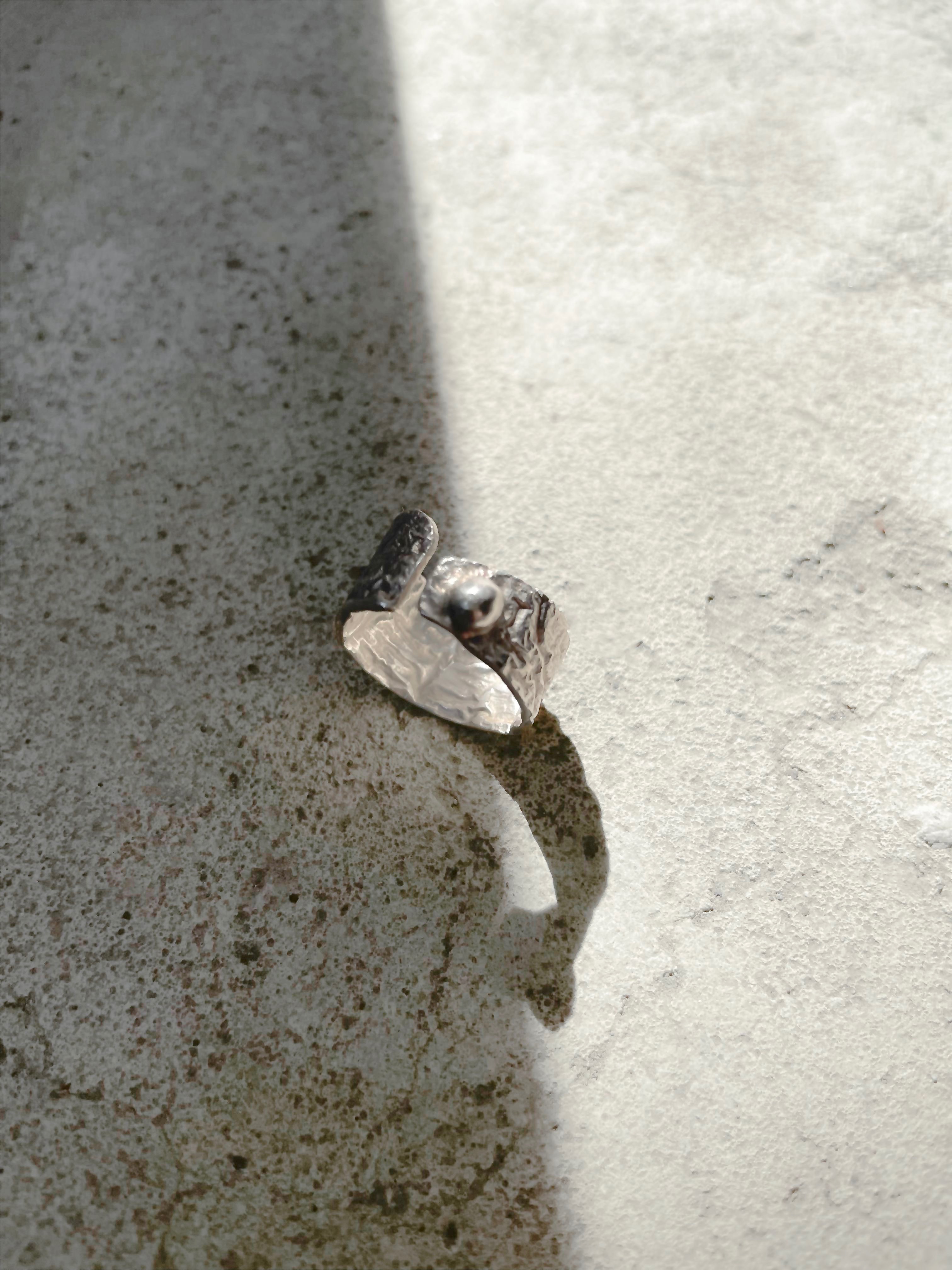 鵝卵石皺縮戒指