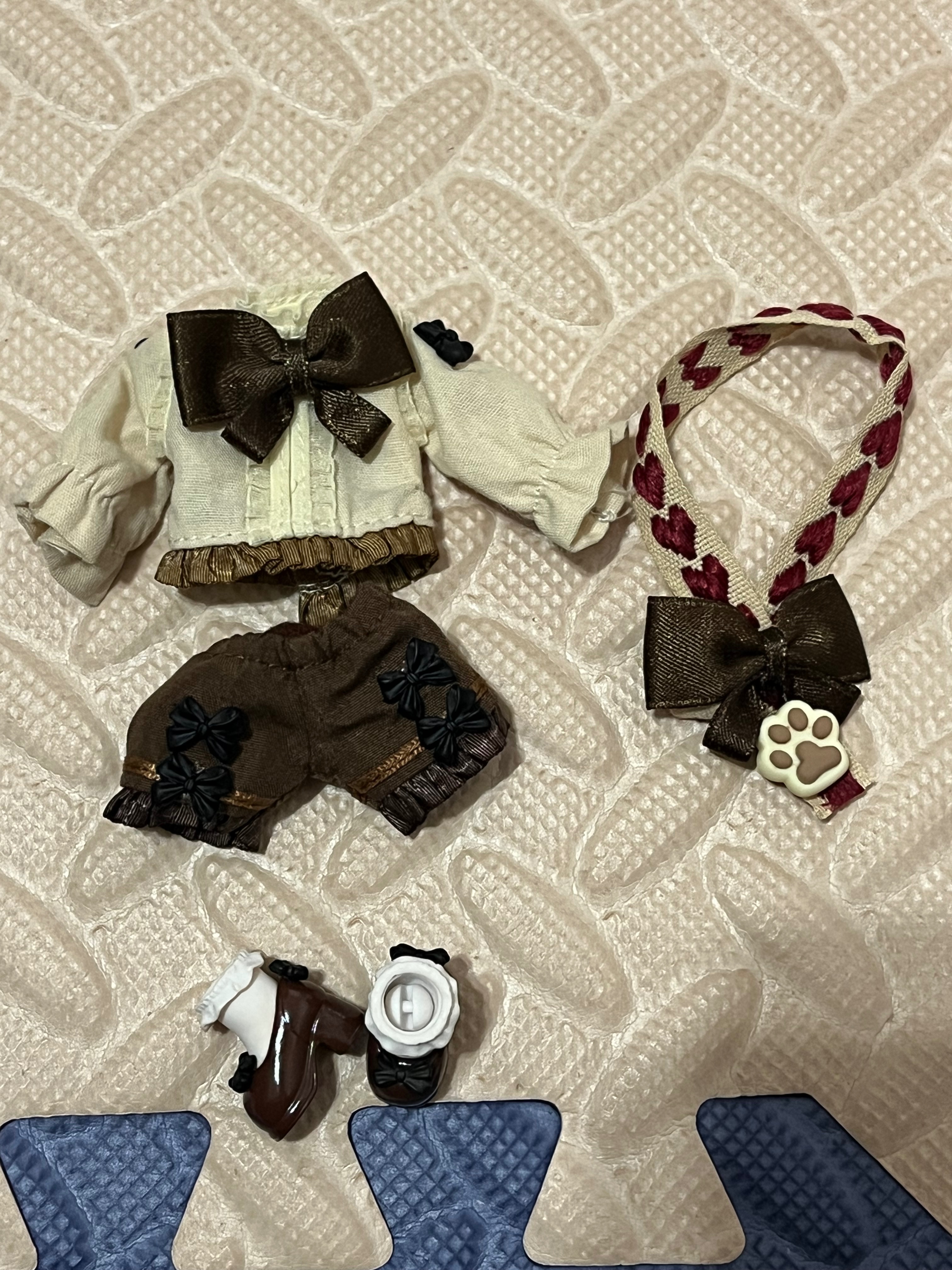 Uf doll 茶飲12分吊卡 殺肉